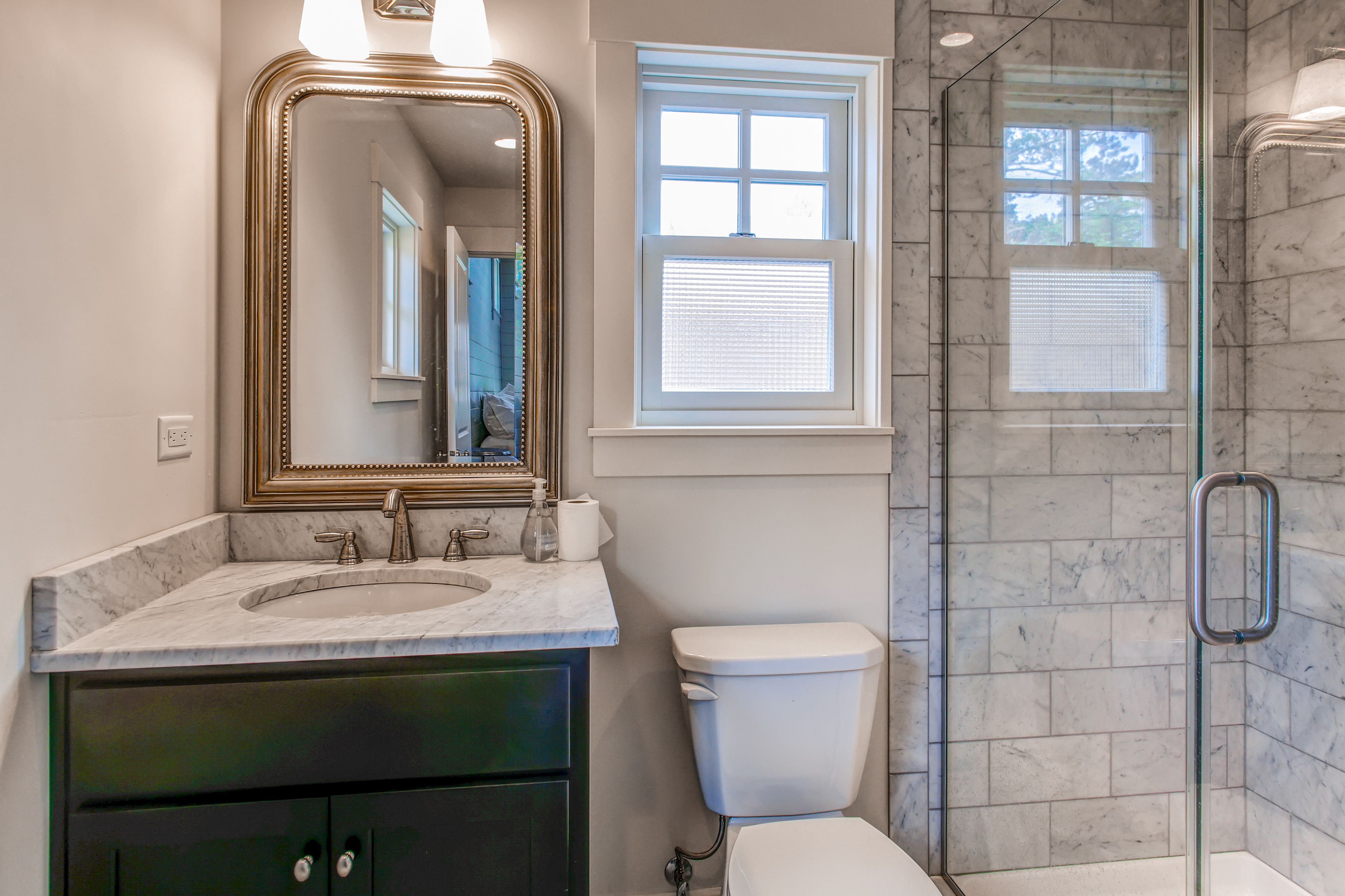 En-Suite Bathroom | Towels Provided