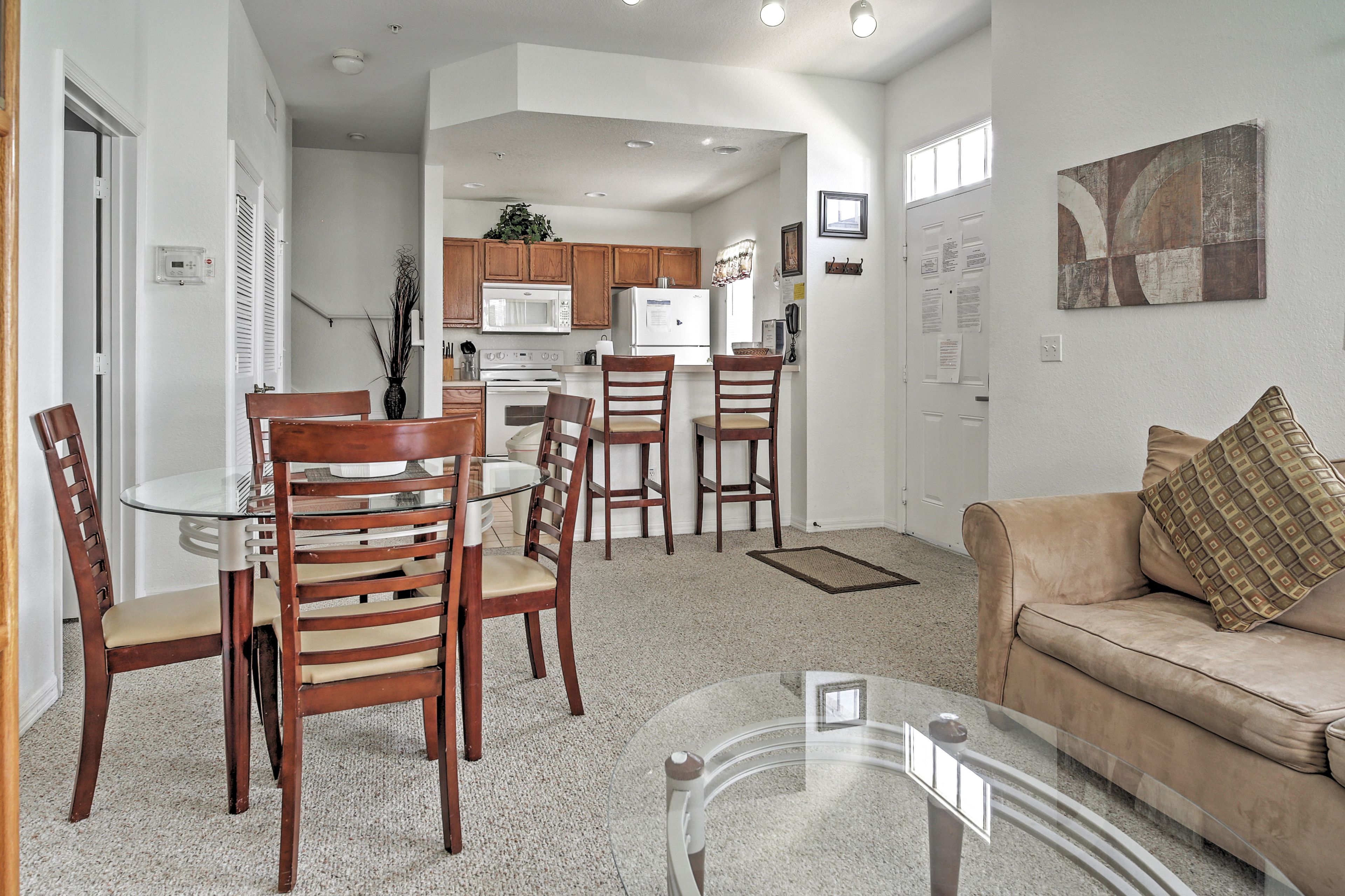 Living Room | Open Floor Plan
