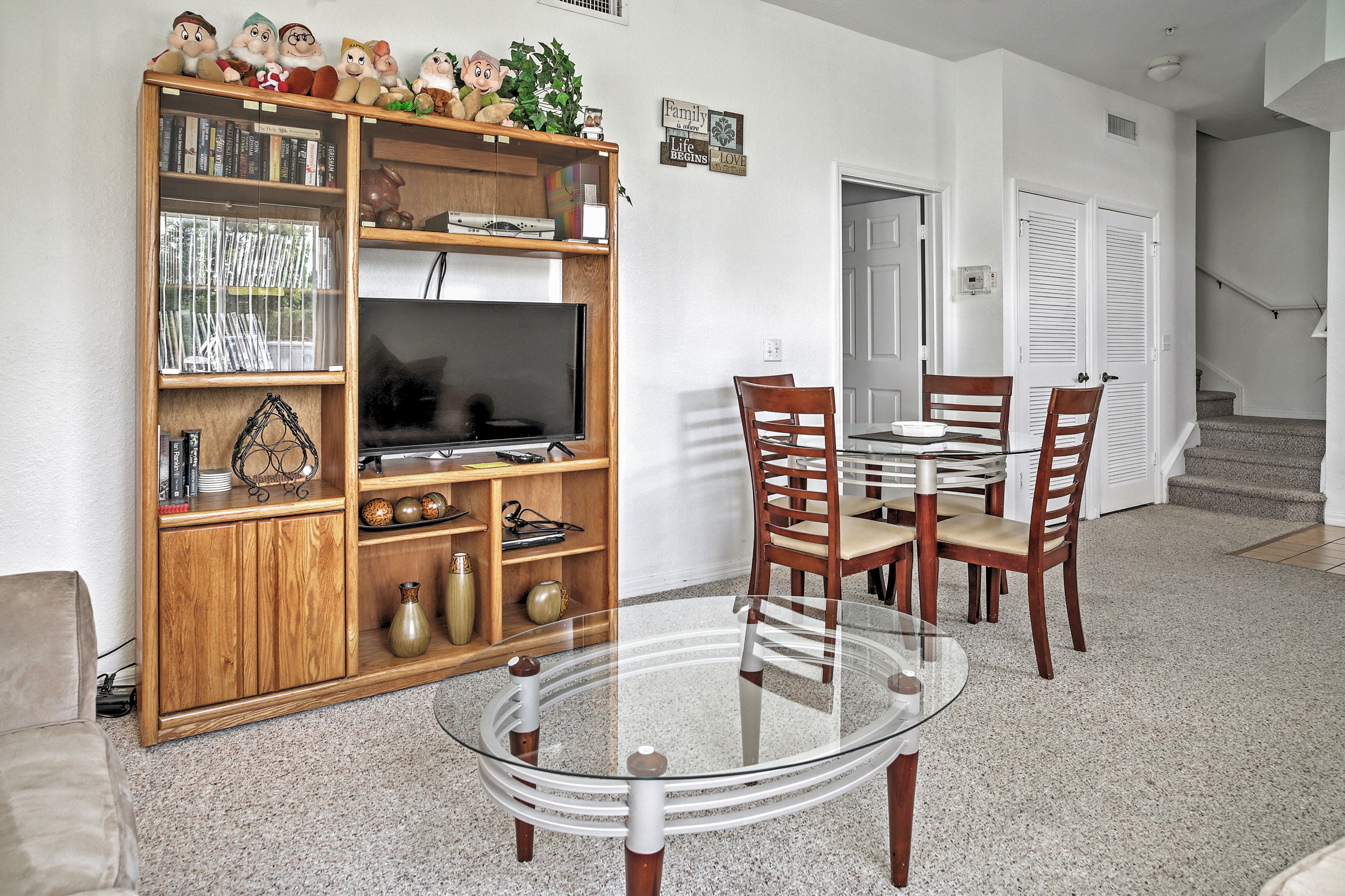 Living Room | Dining Table for 4