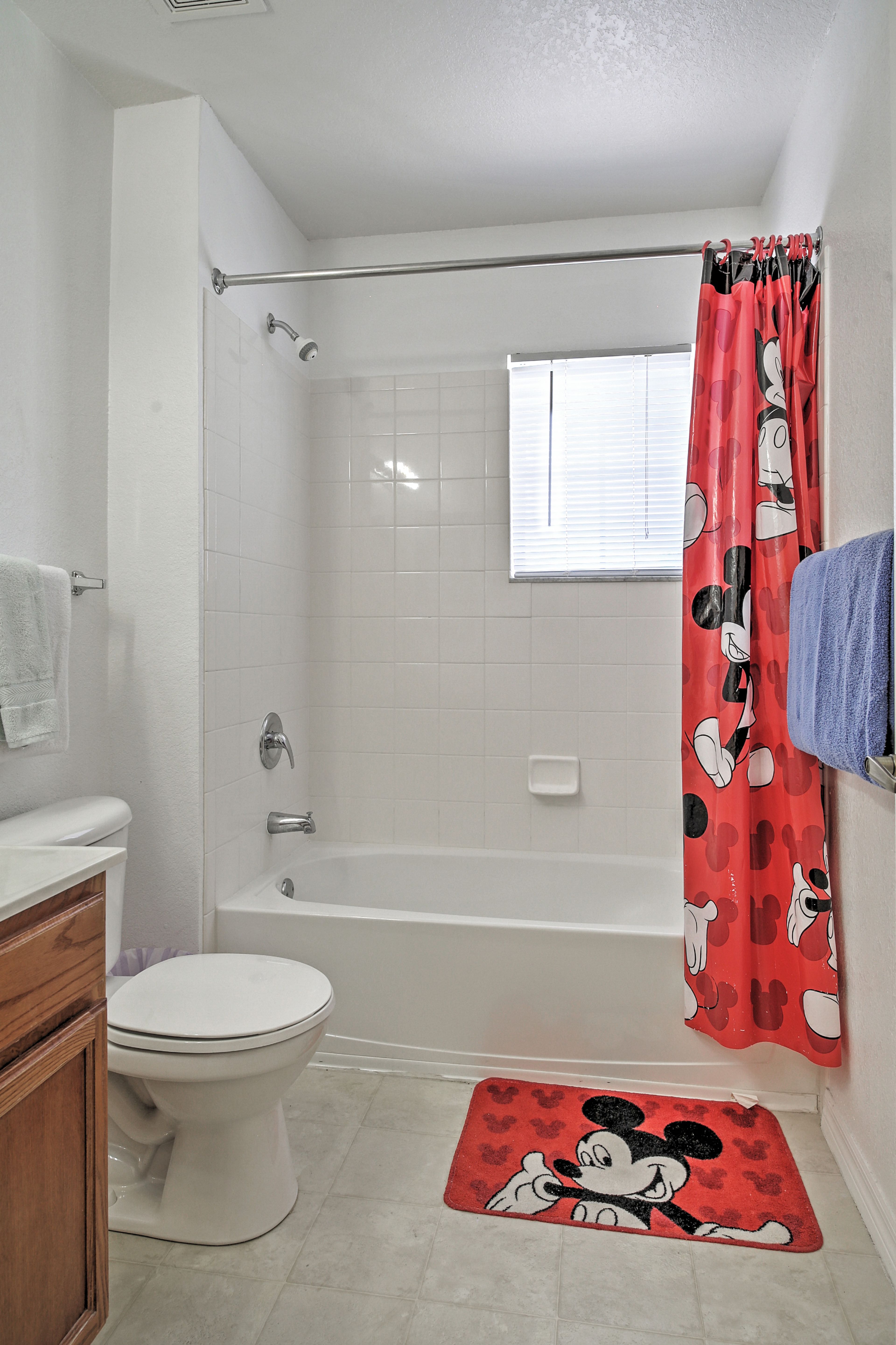 Full Bathroom