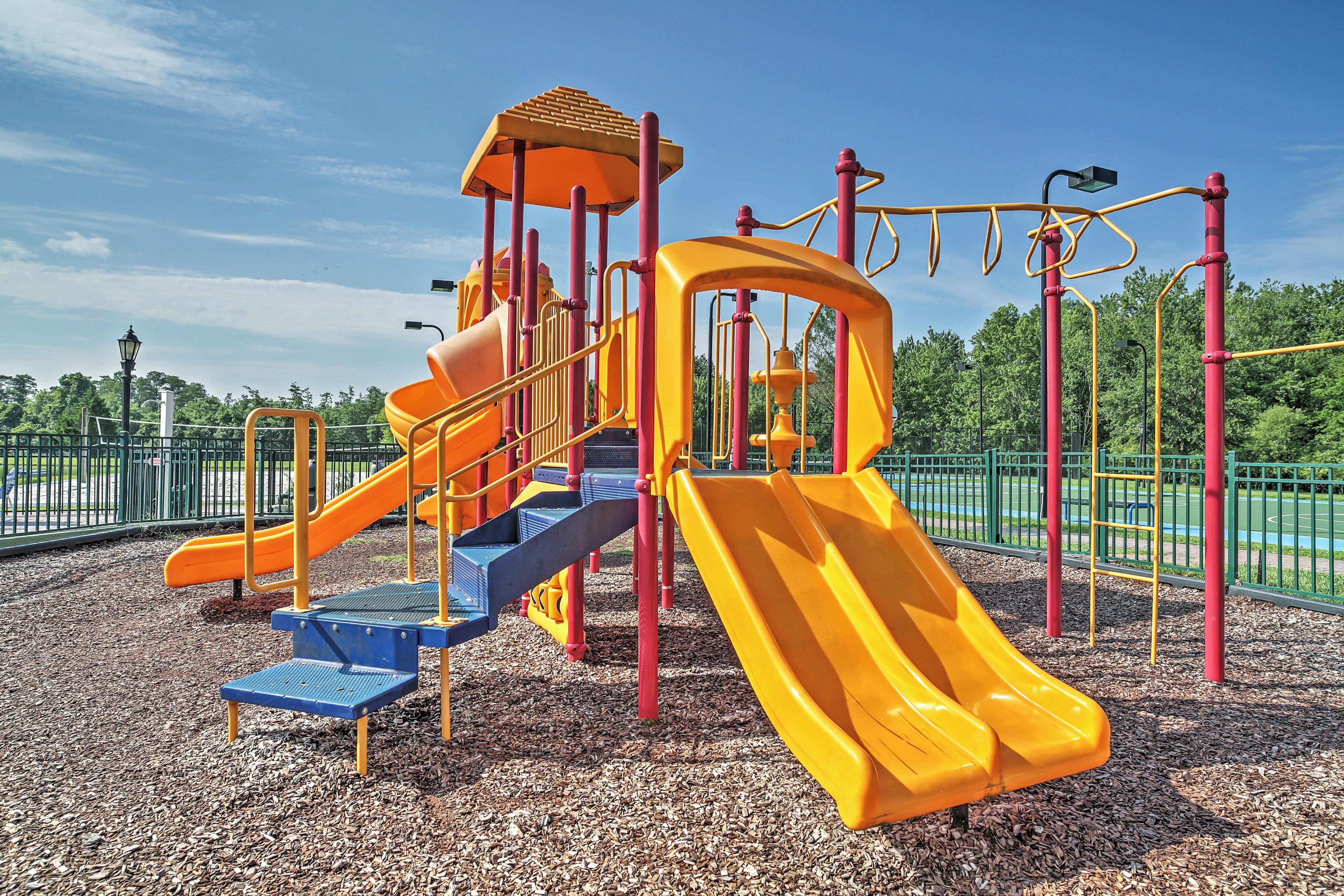 Community Amenities | Children's Playground