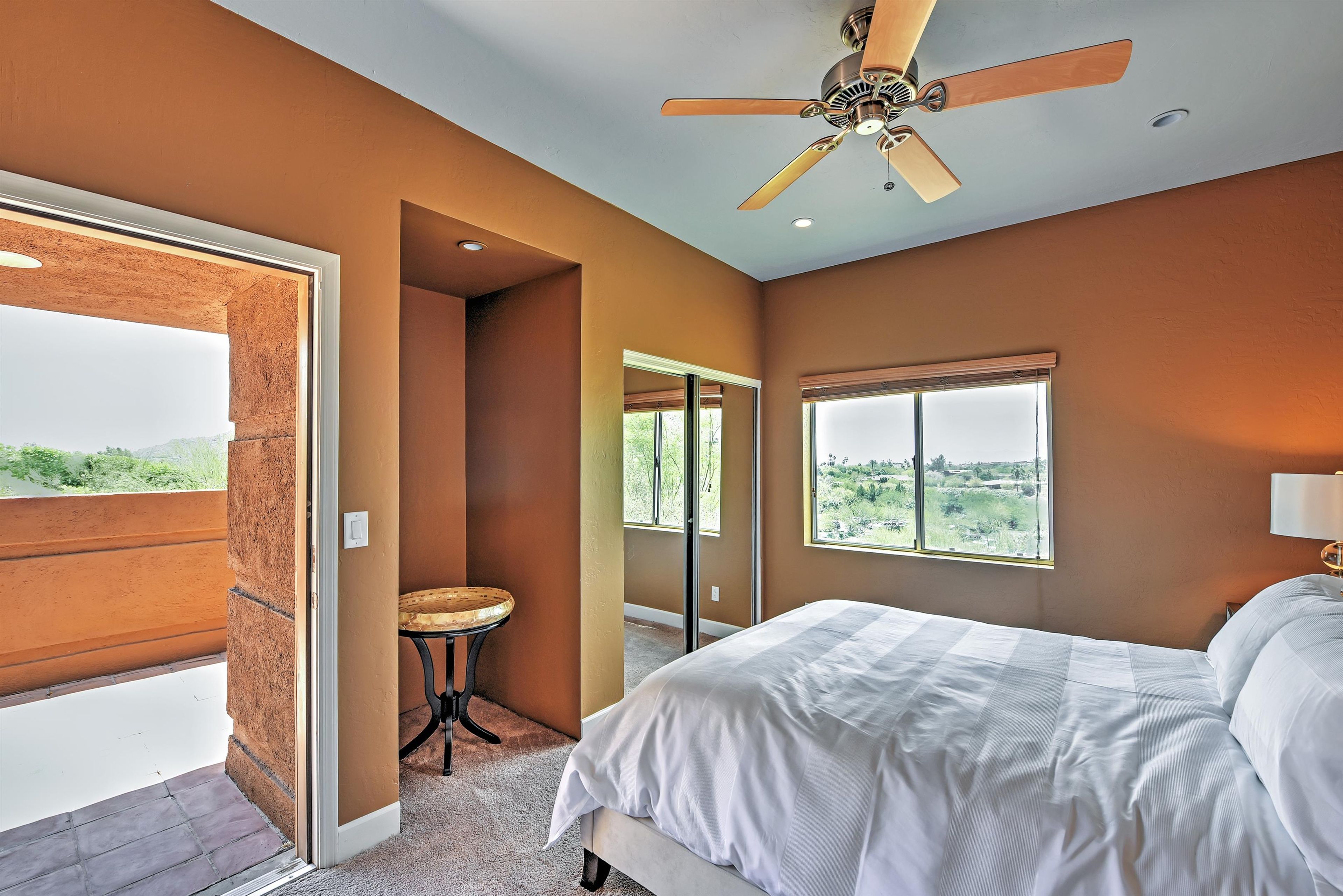 Bedroom 3 | Queen Bed