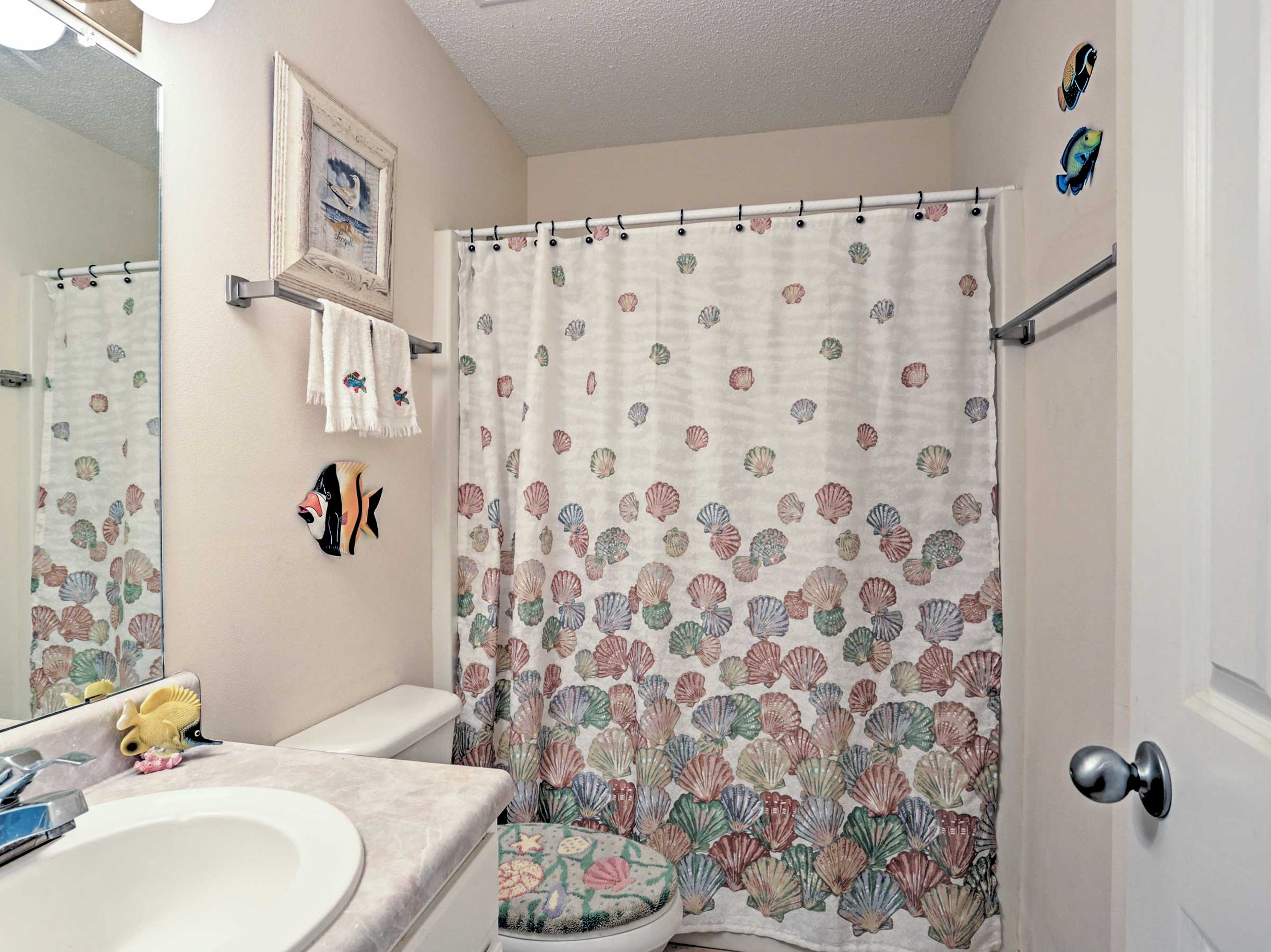 Bathroom | Towels Provided