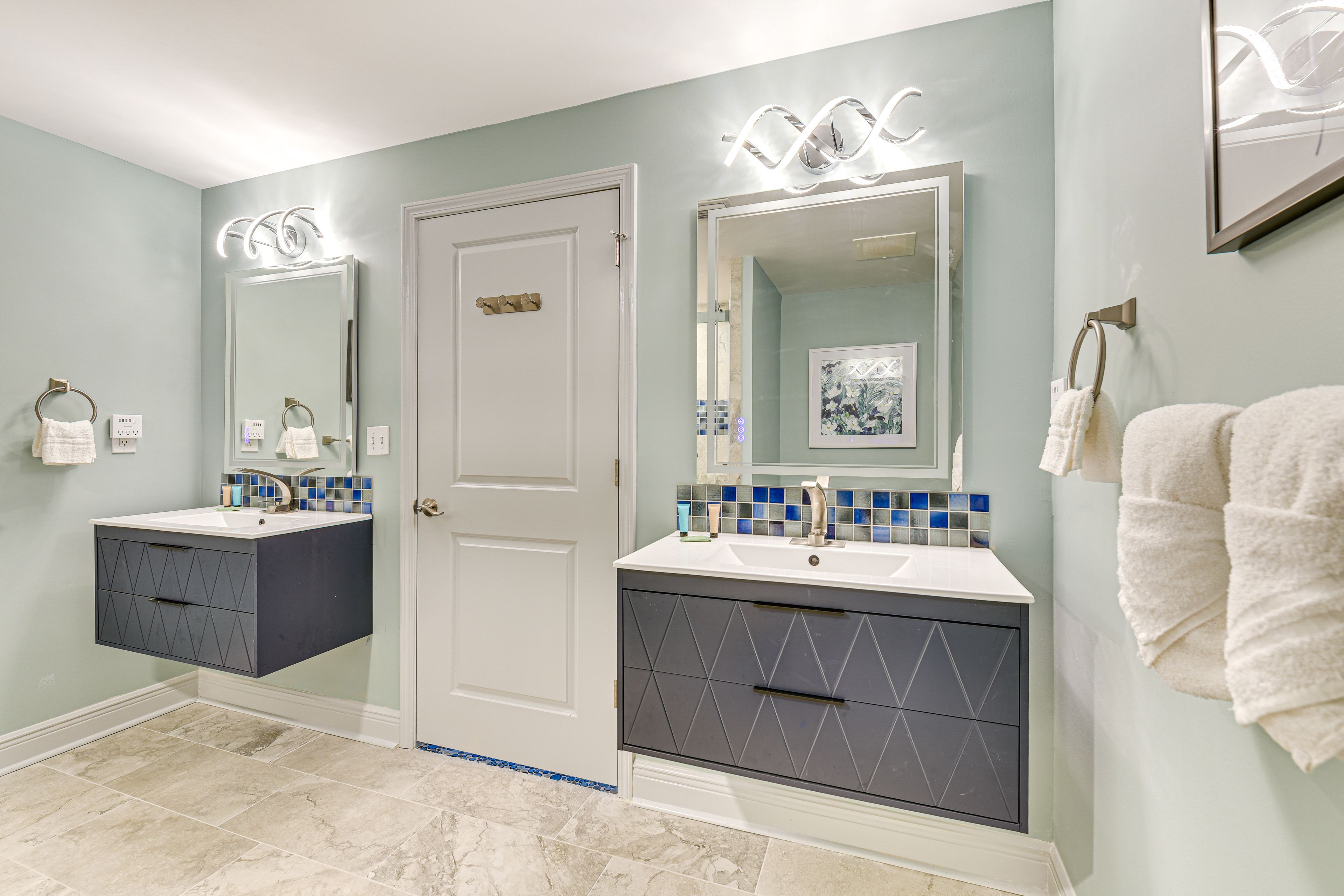 En-Suite Bathroom