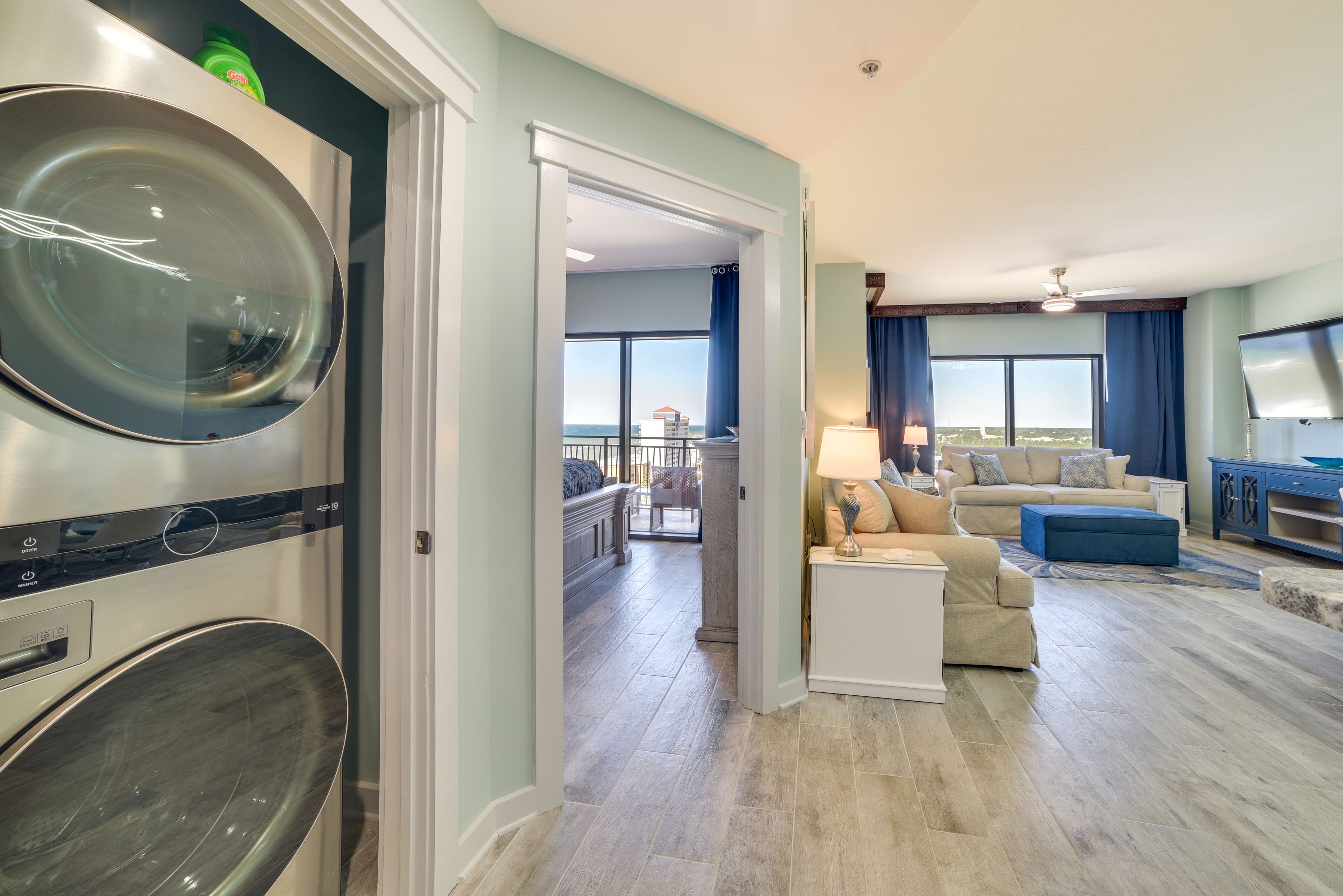 Washer & Dryer