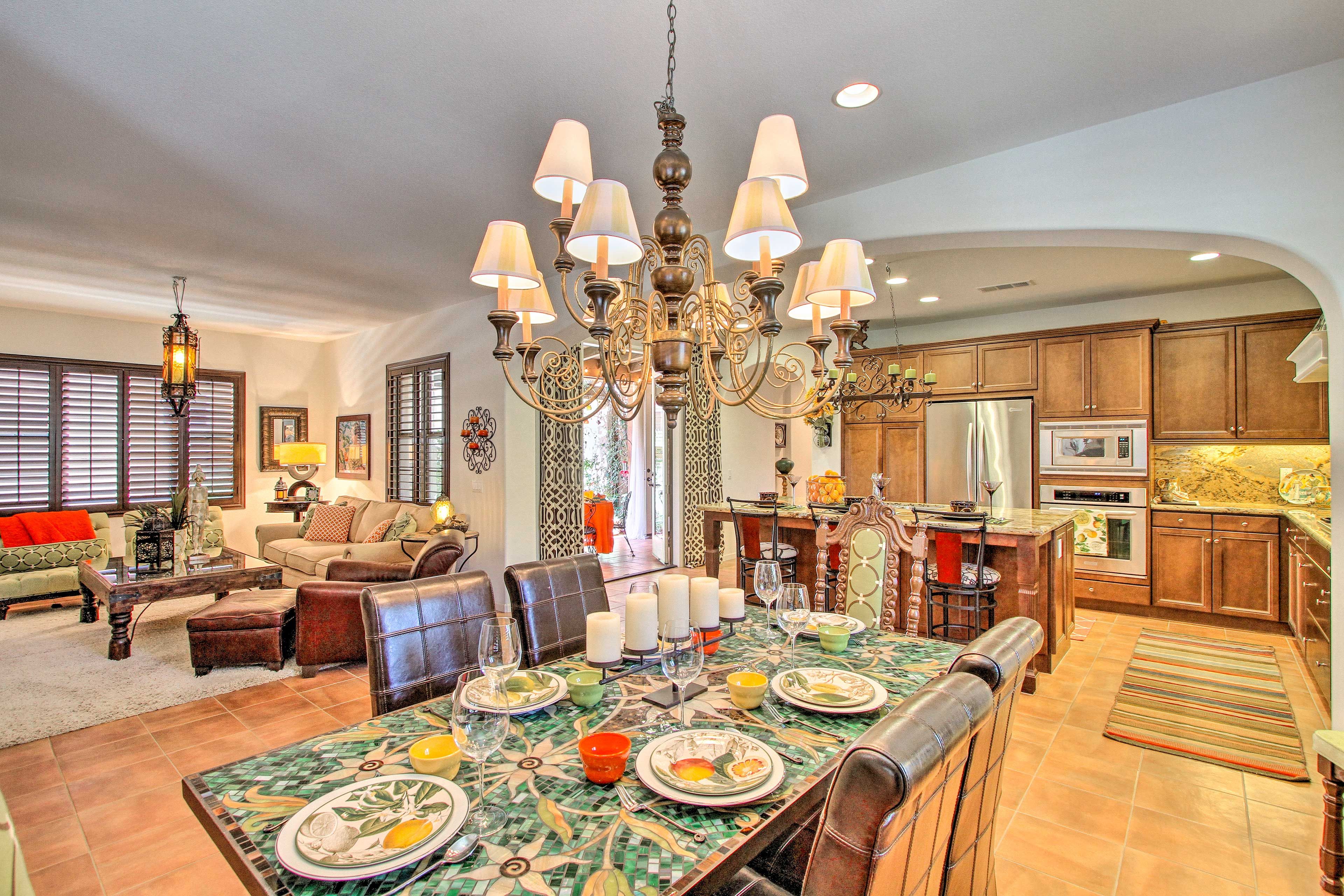 Living Room | 6-Person Dining Table