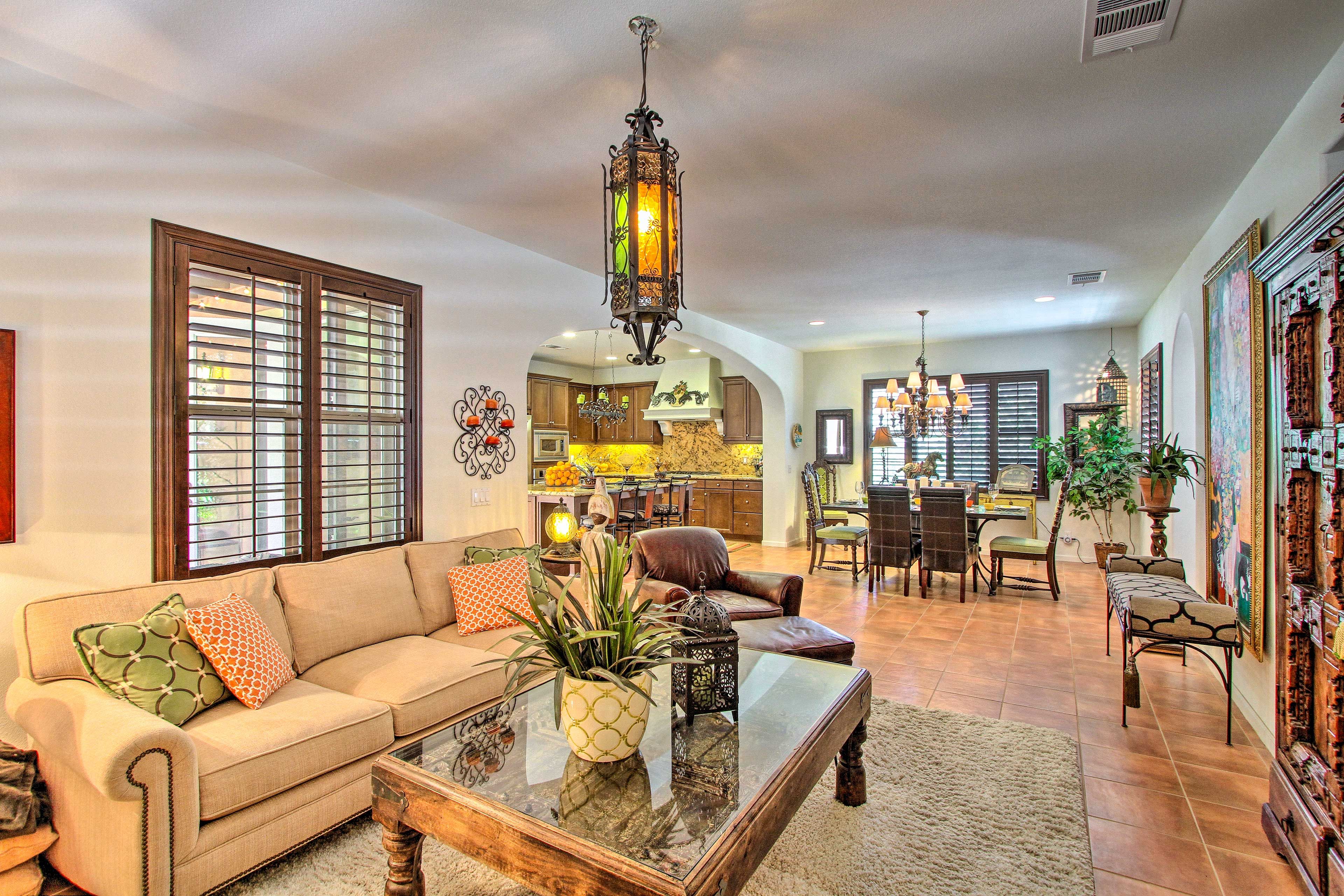 Living Room | Free WiFi