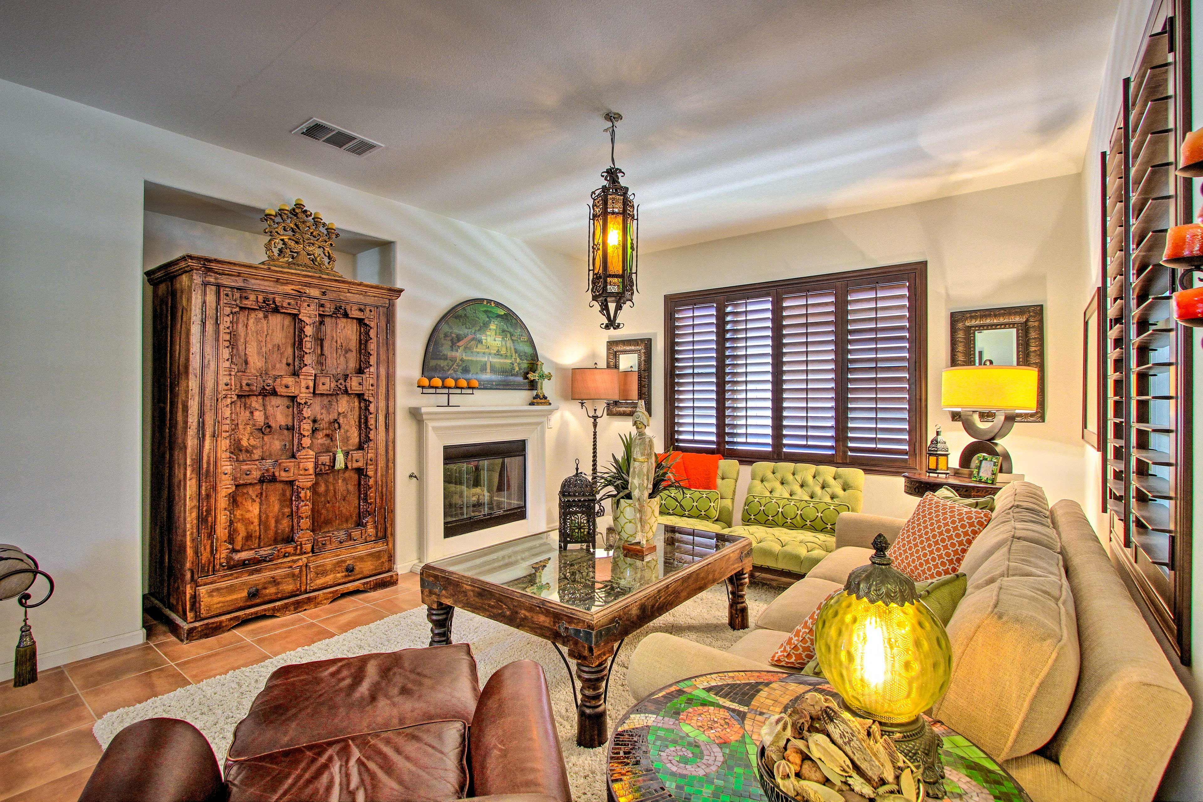 Living Room | Cable TV