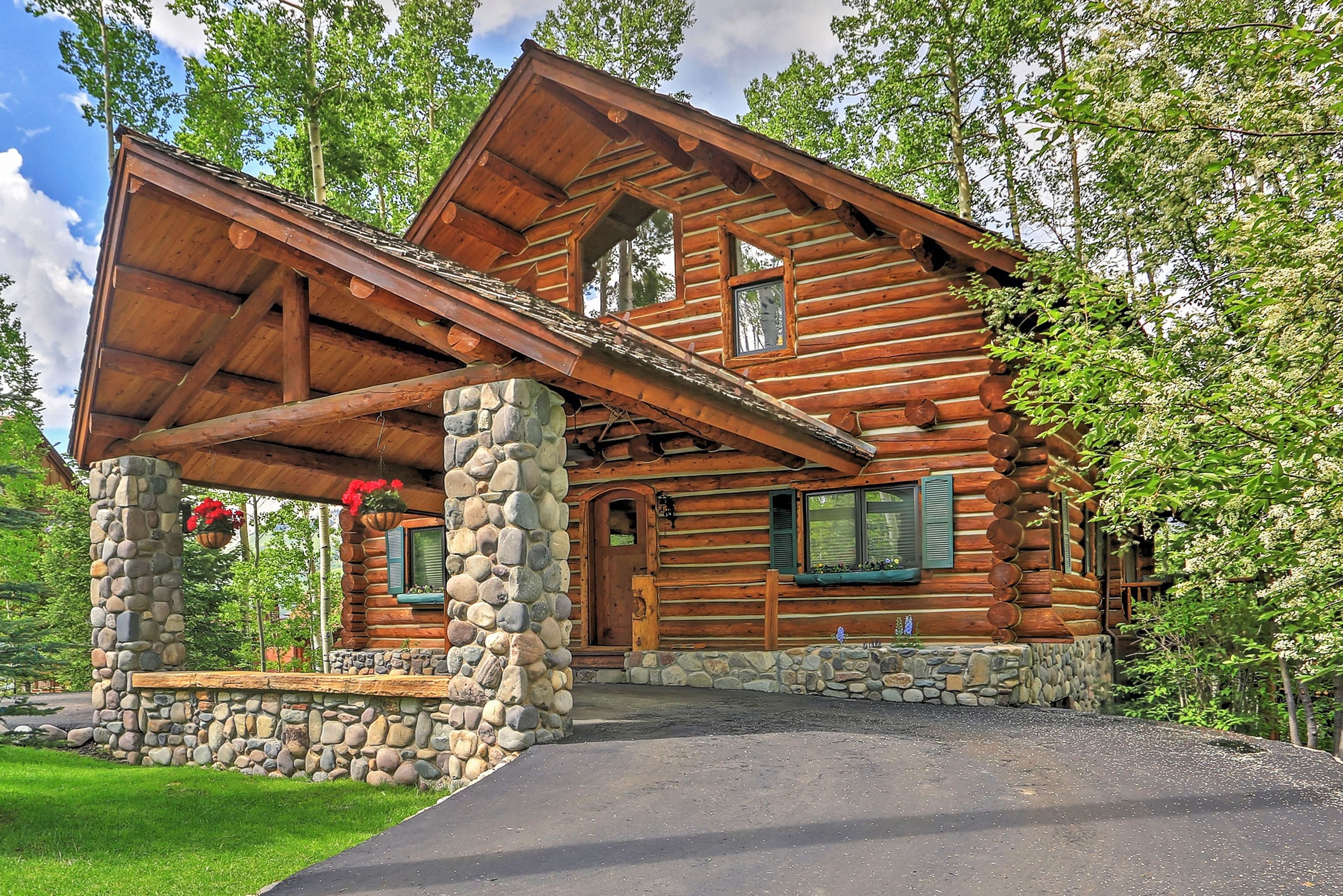 Telluride Vacation Rental | 4BR | 3BA | 3,000 Sq Ft | 2 Steps for Entry
