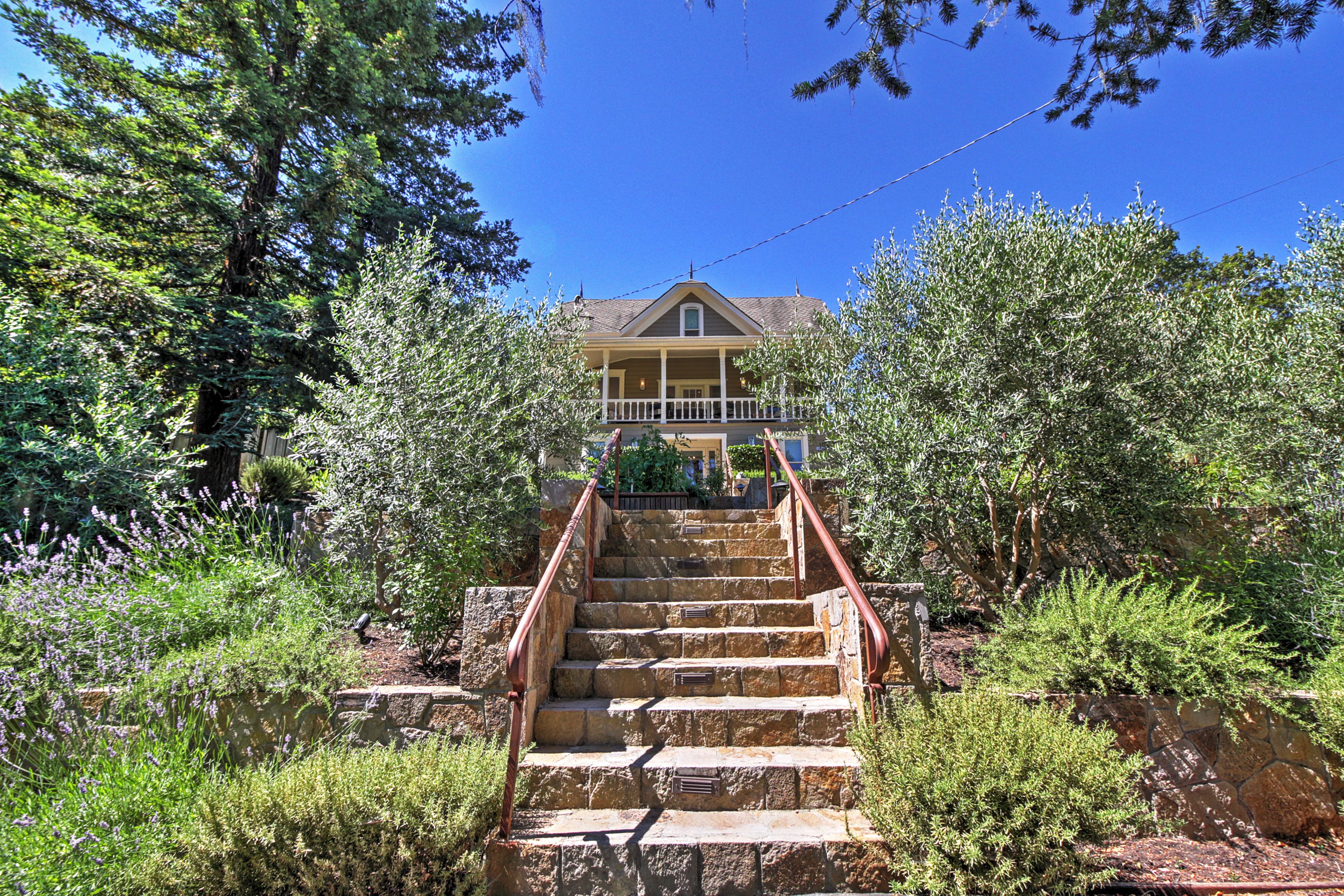 Get away to this Calistoga vacation rental house today!