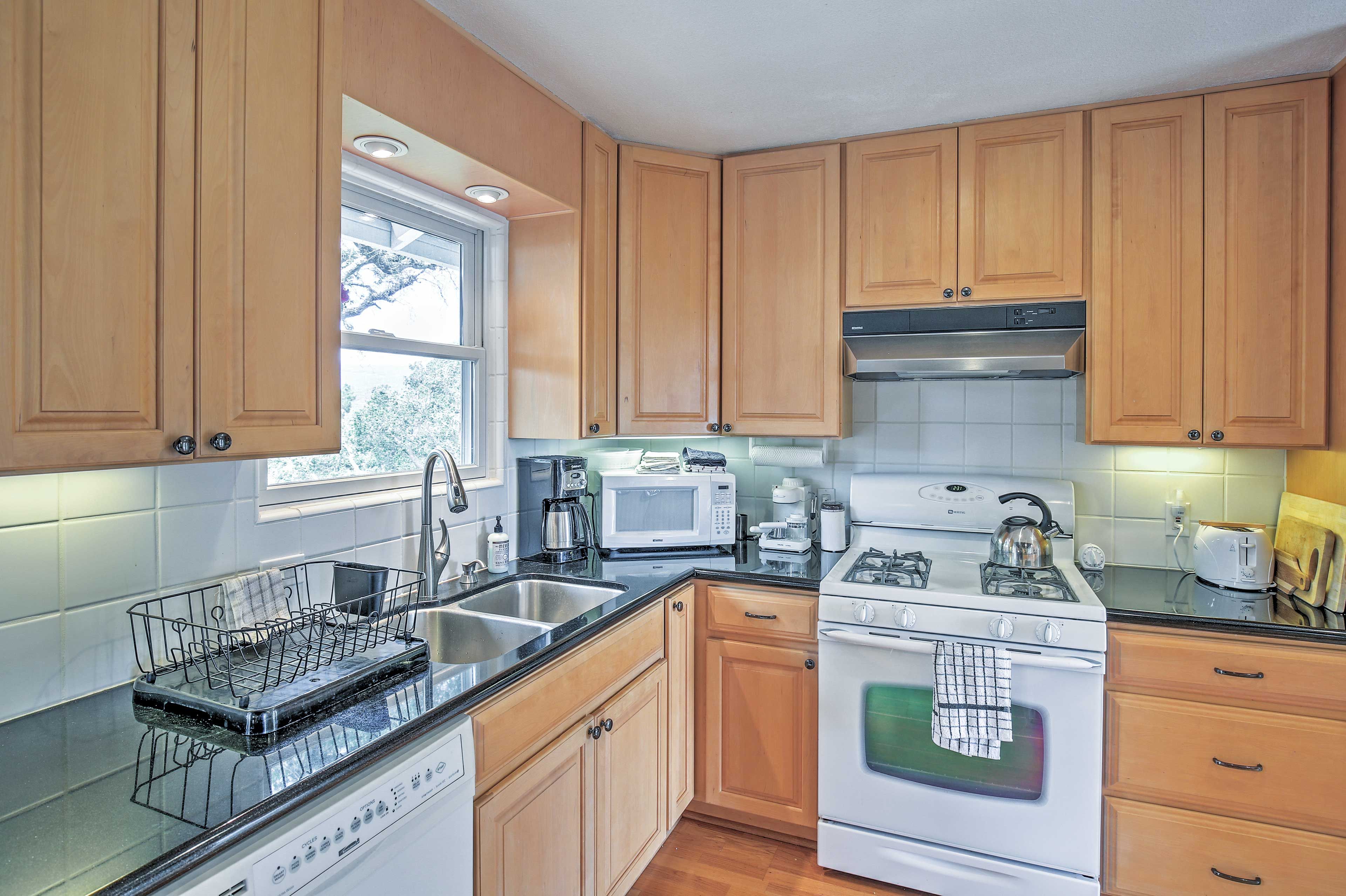 Prepare tasty meals in the fully equipped kitchen.