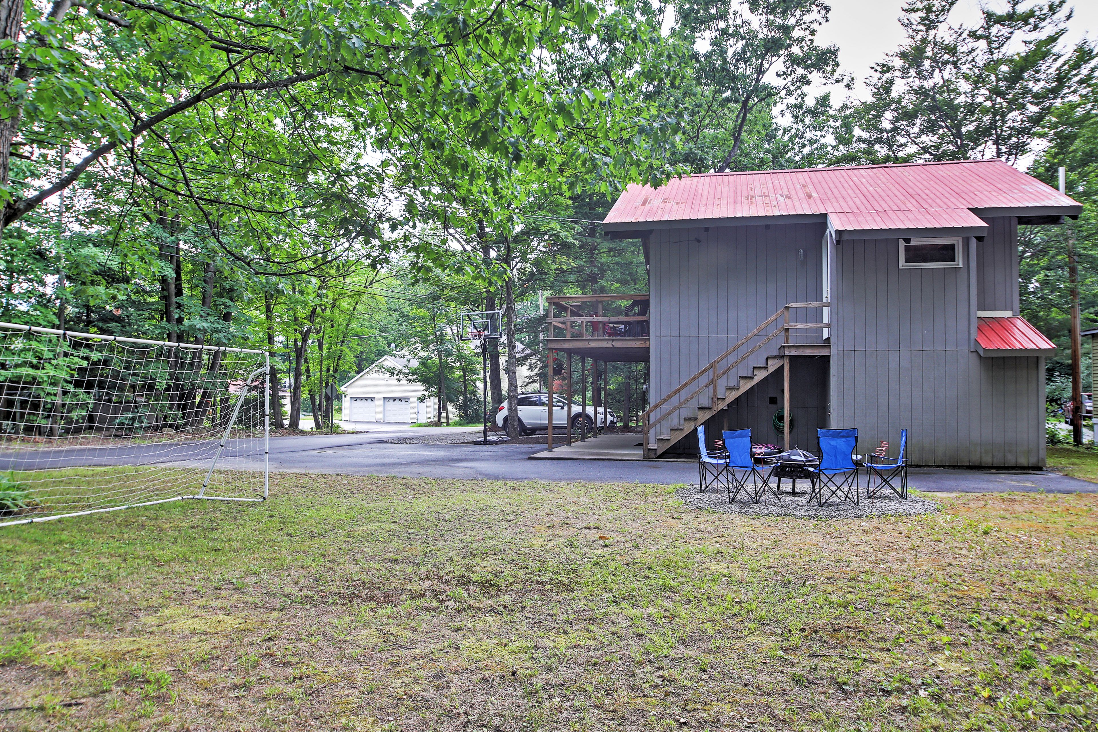 Spacious Yard
