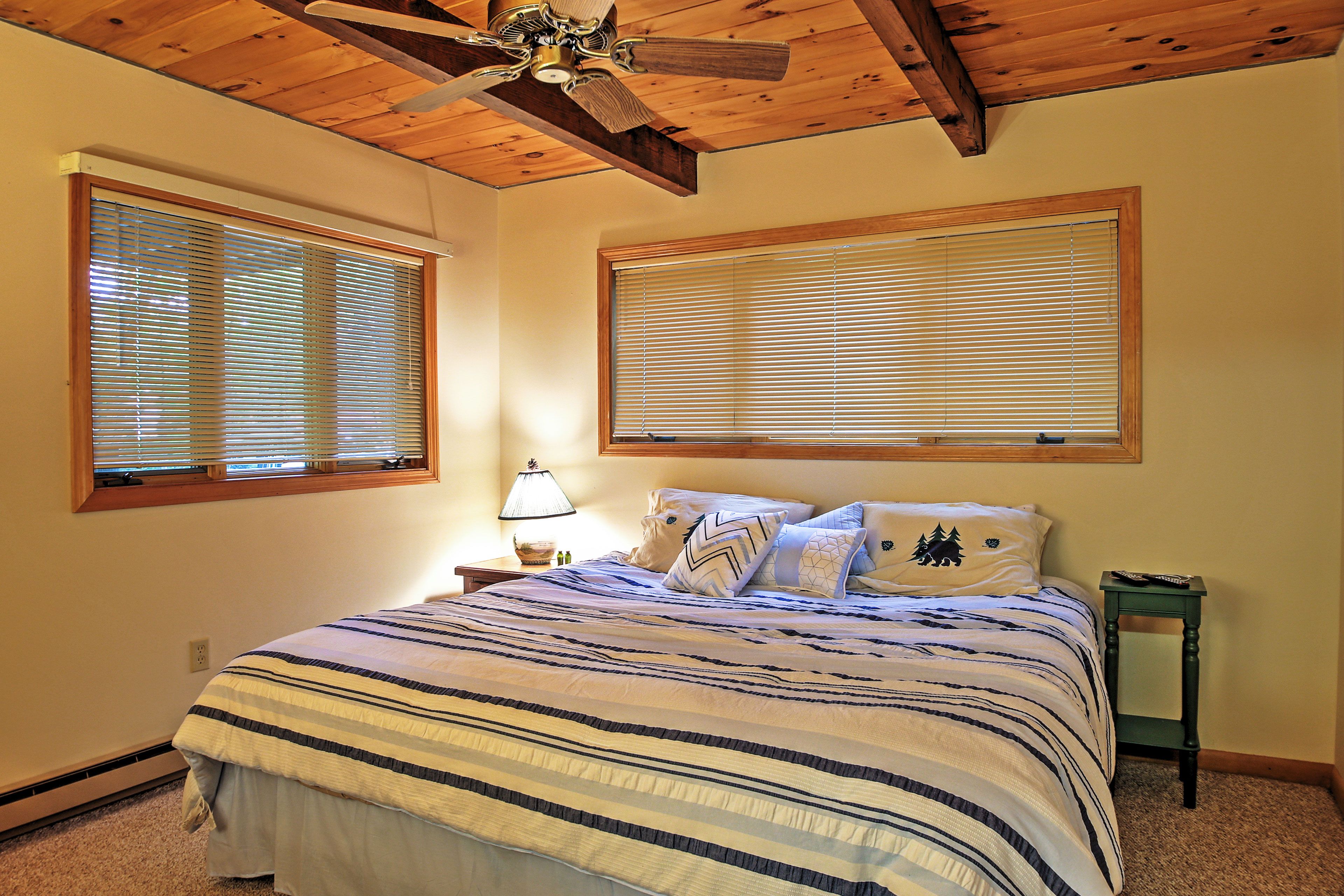 Bedroom 1 | King Bed