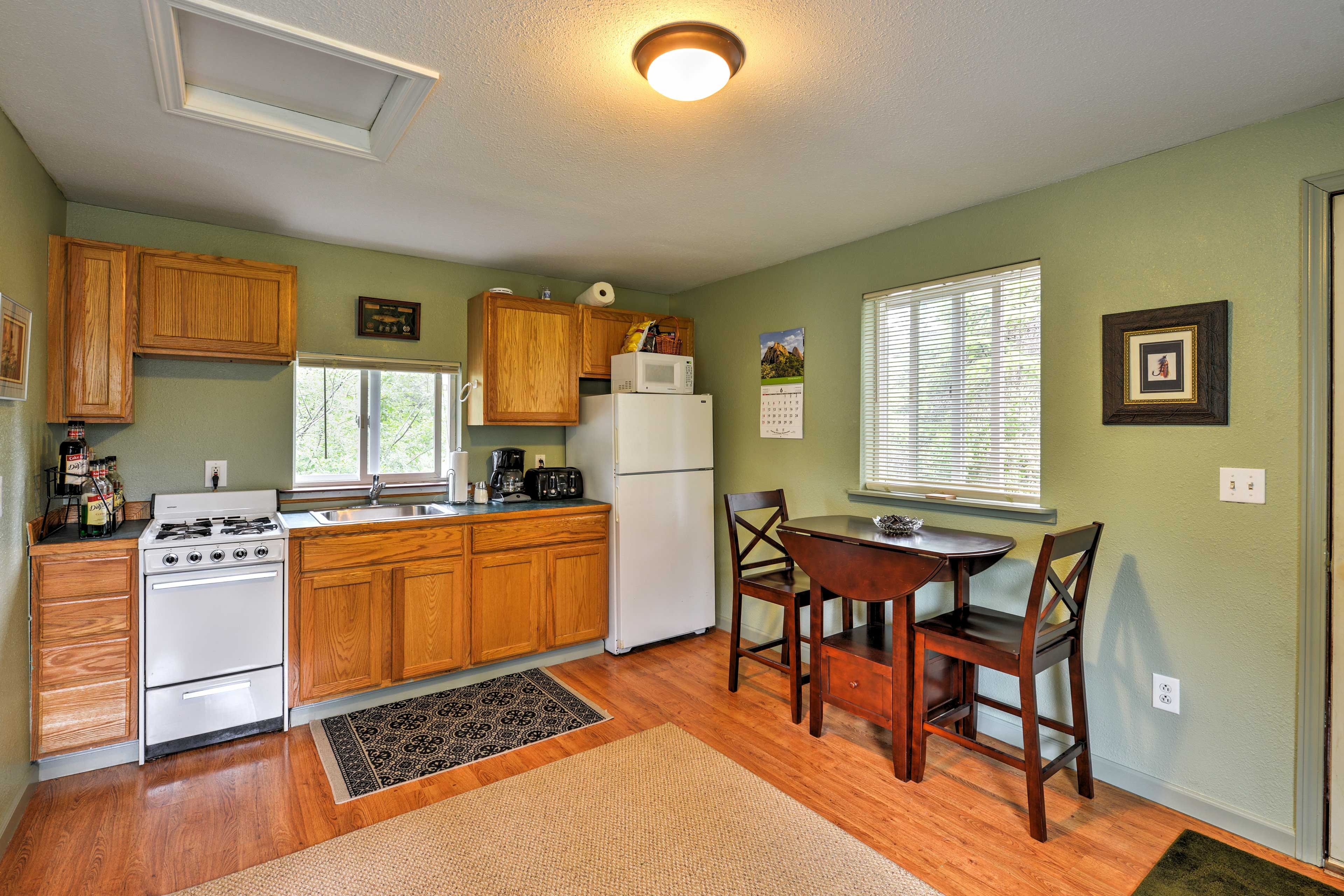 Kitchen | Well-Equipped | Standard Drip Coffee Maker