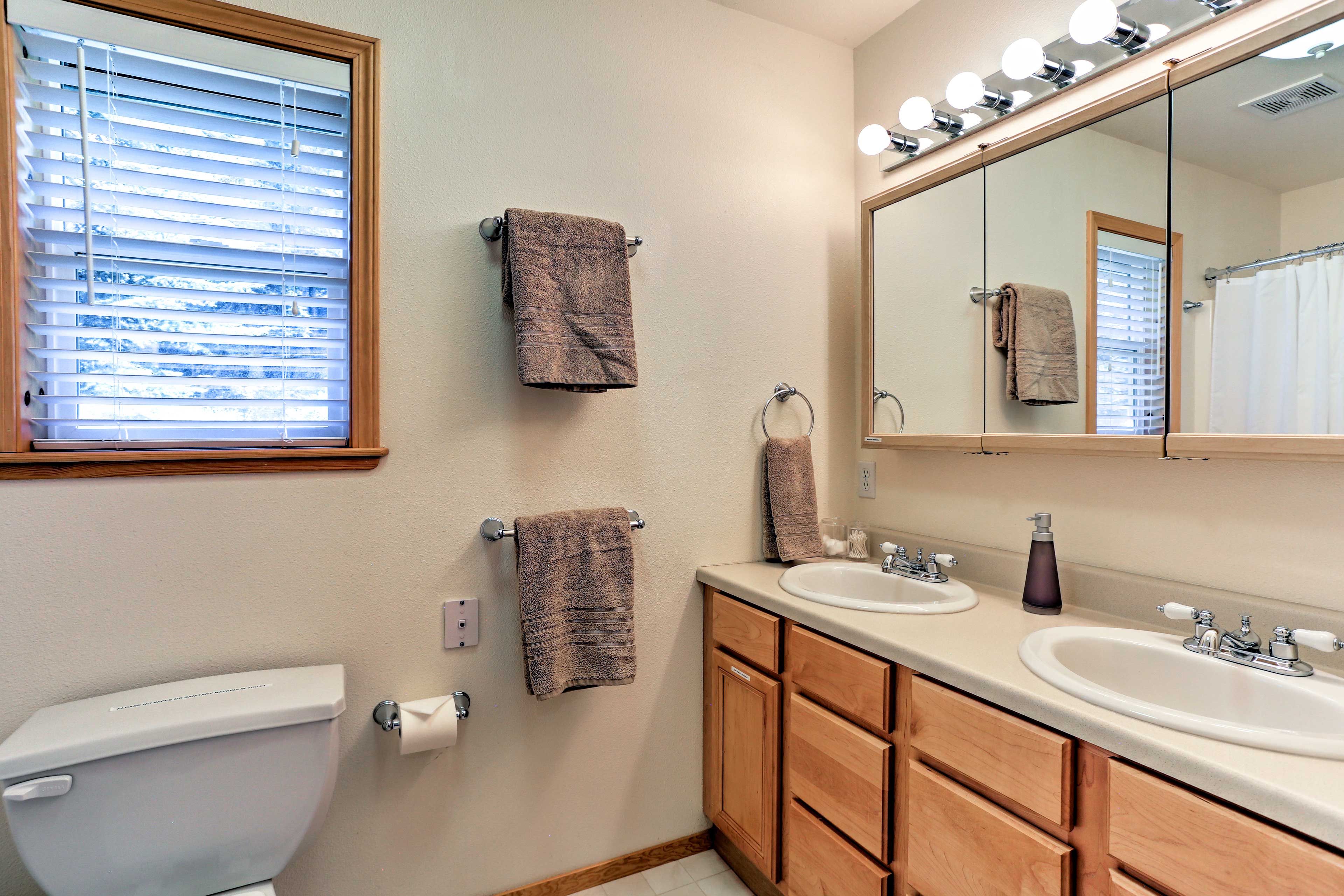En-Suite Bathroom