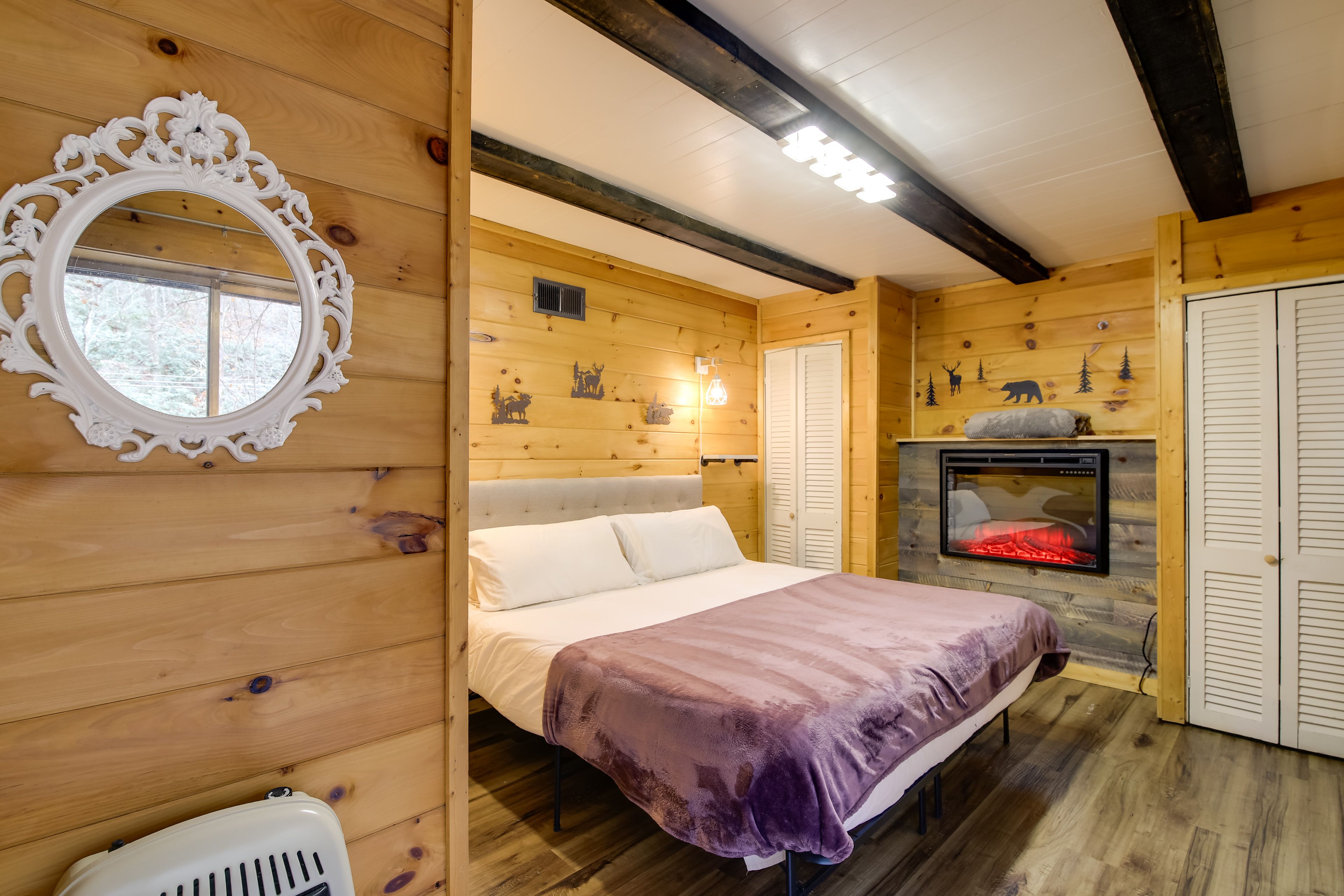 Bedroom 3 | King Bed | Linens Provided | Lower Level
