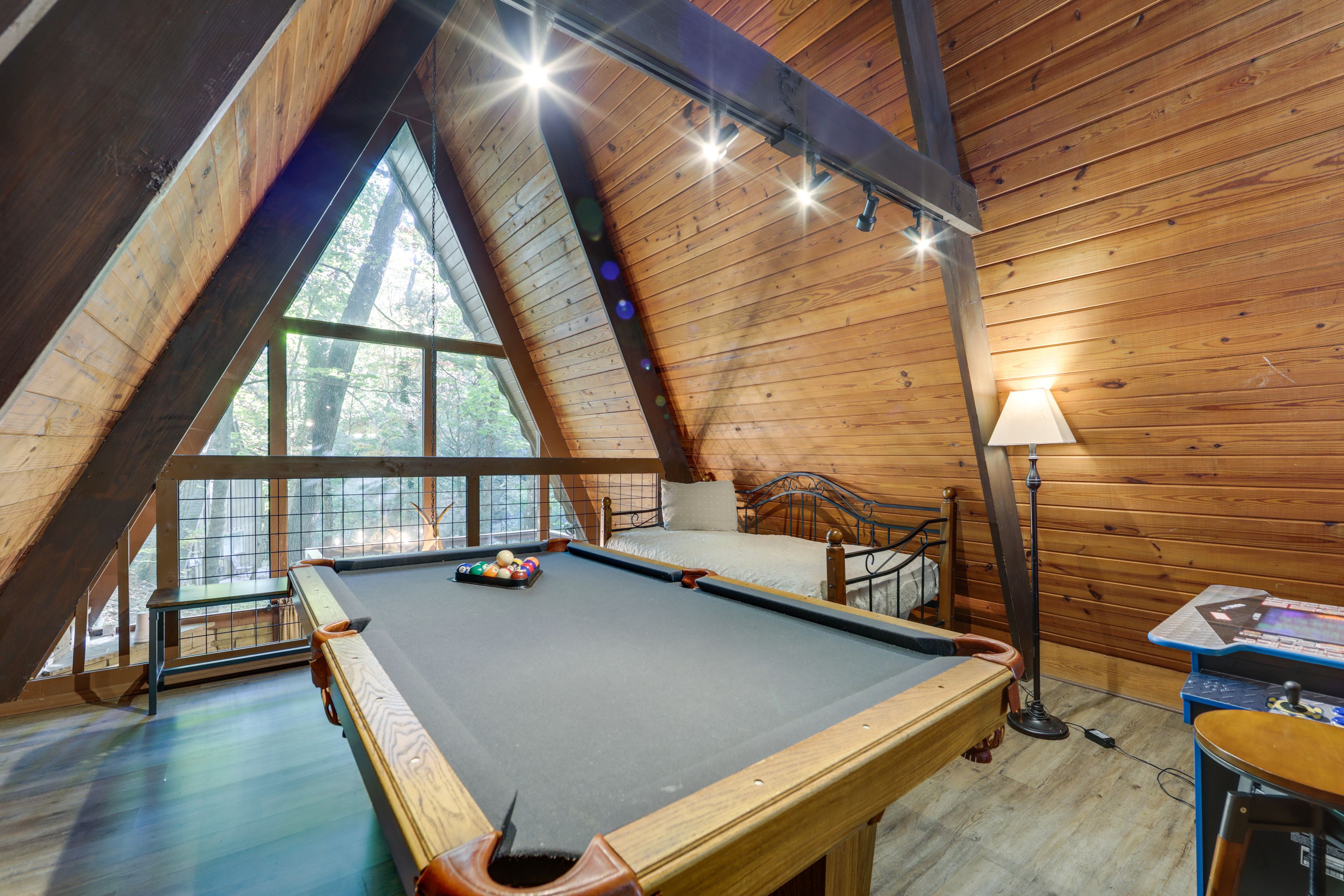 Loft | Stairs to Access | Pool Table | Arcade Game