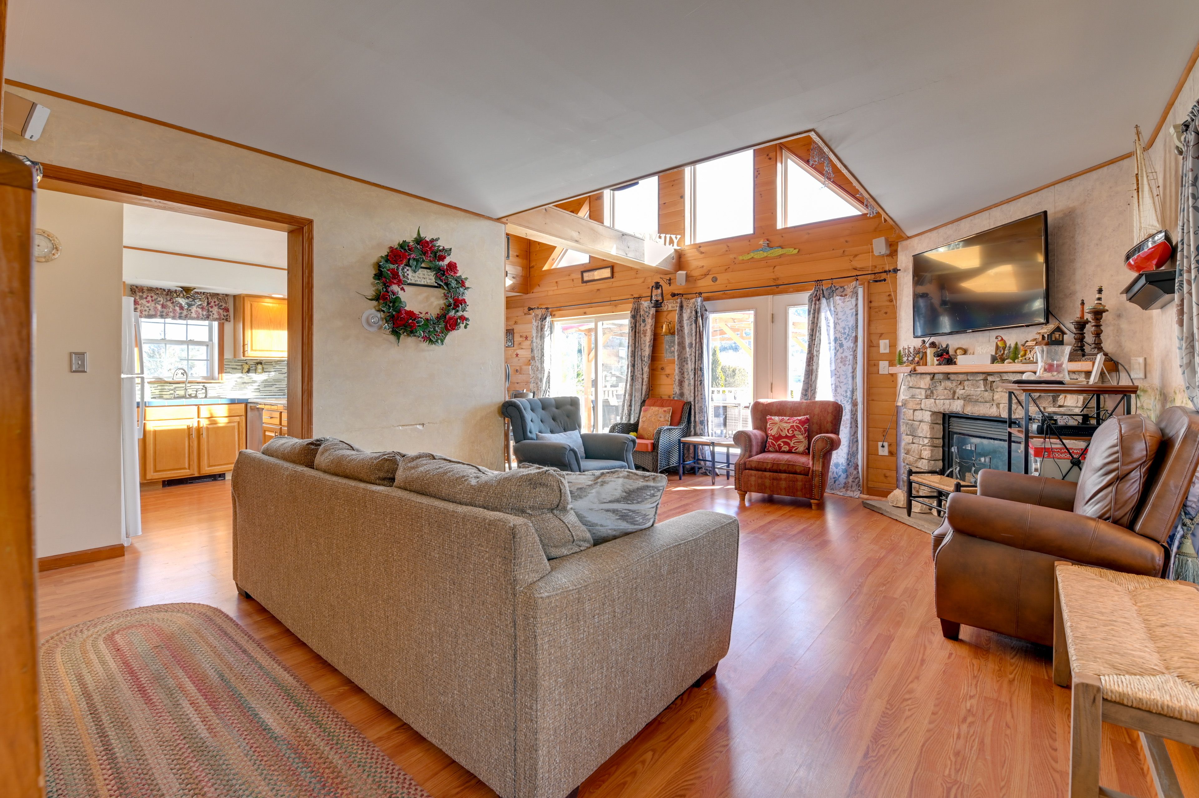 Living Room | Free WiFi | Central A/C & Heat | 1st Floor