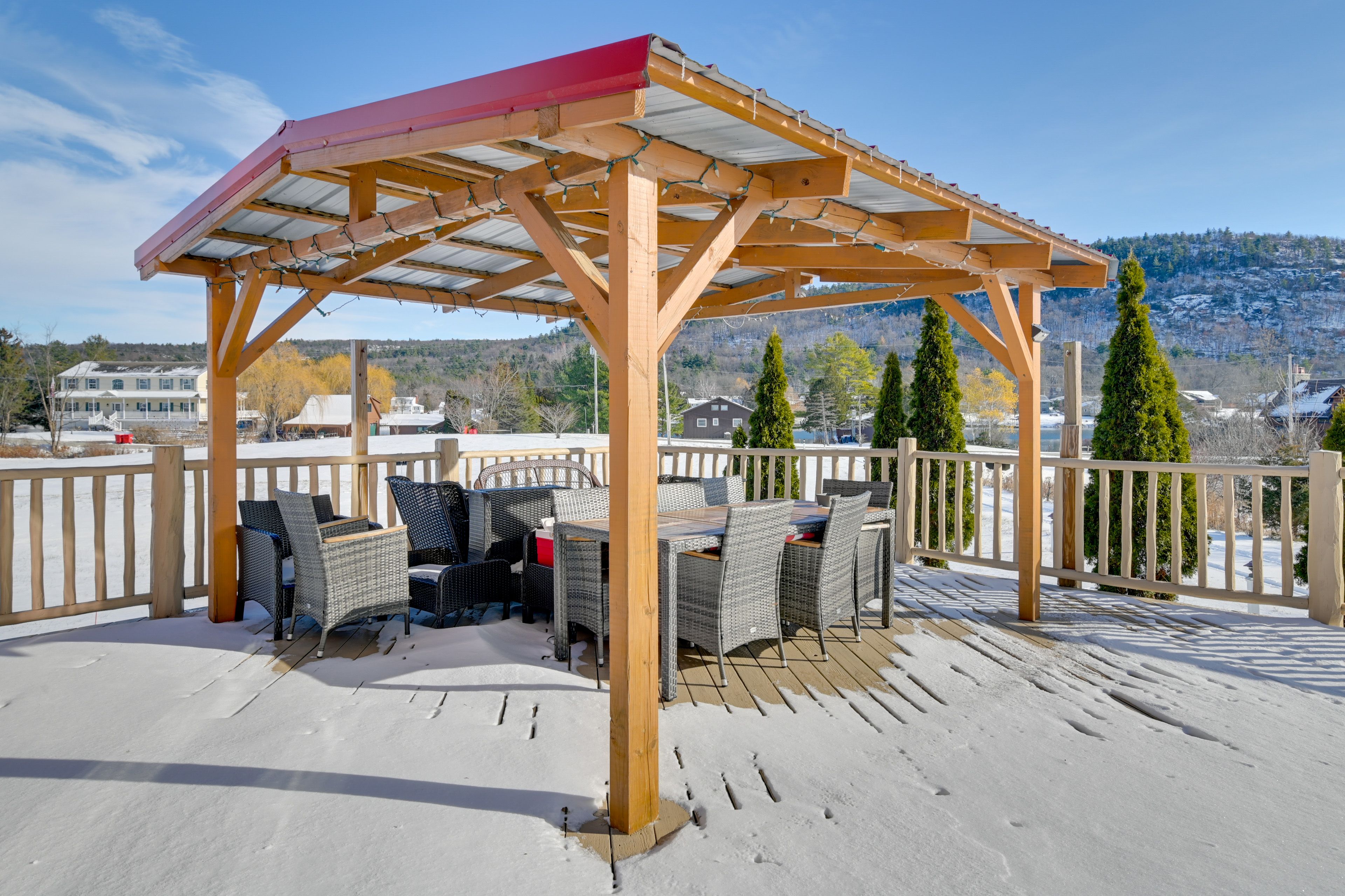 Deck | Charcoal Grill | Lake Views