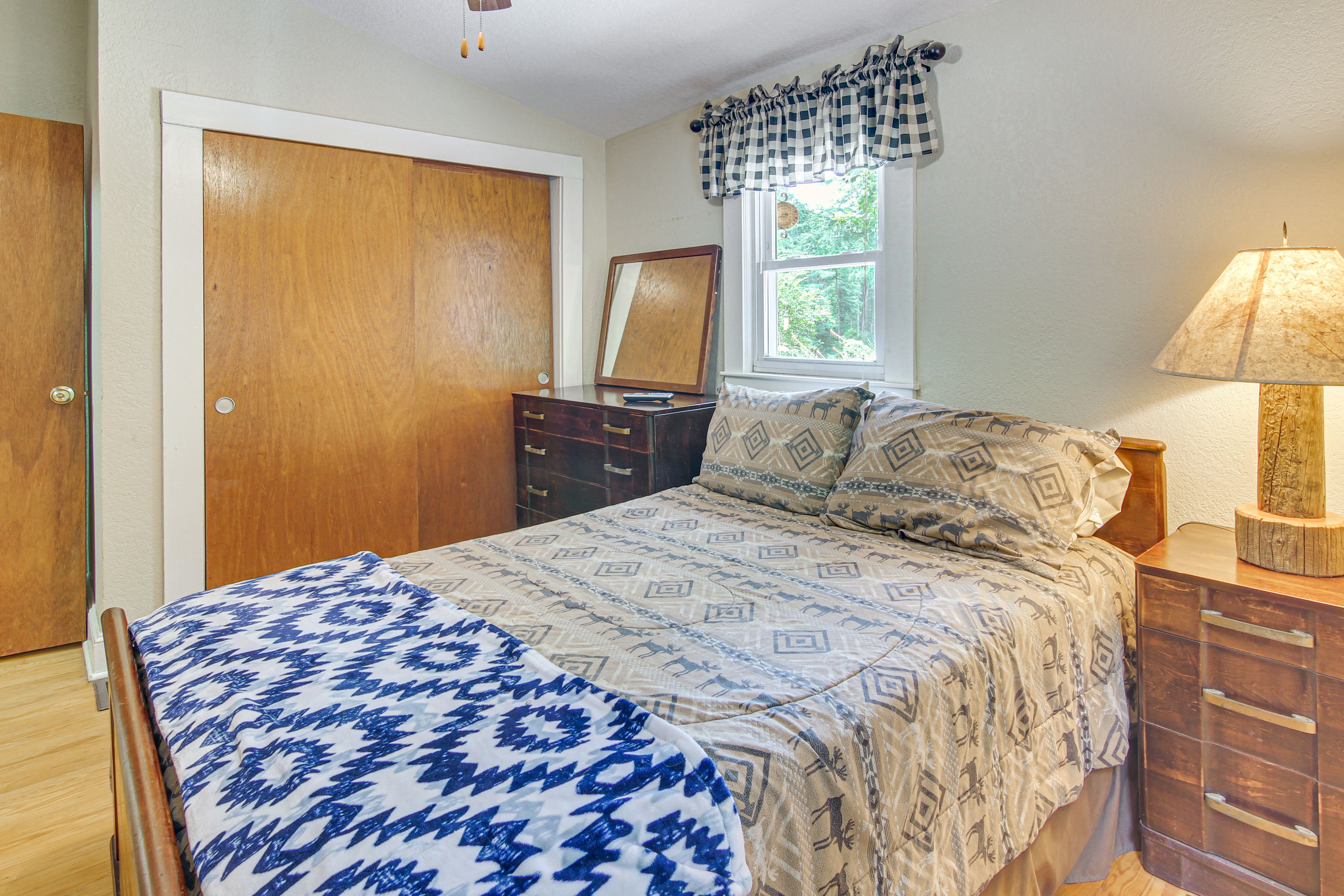 Bedroom 2 | Full Bed