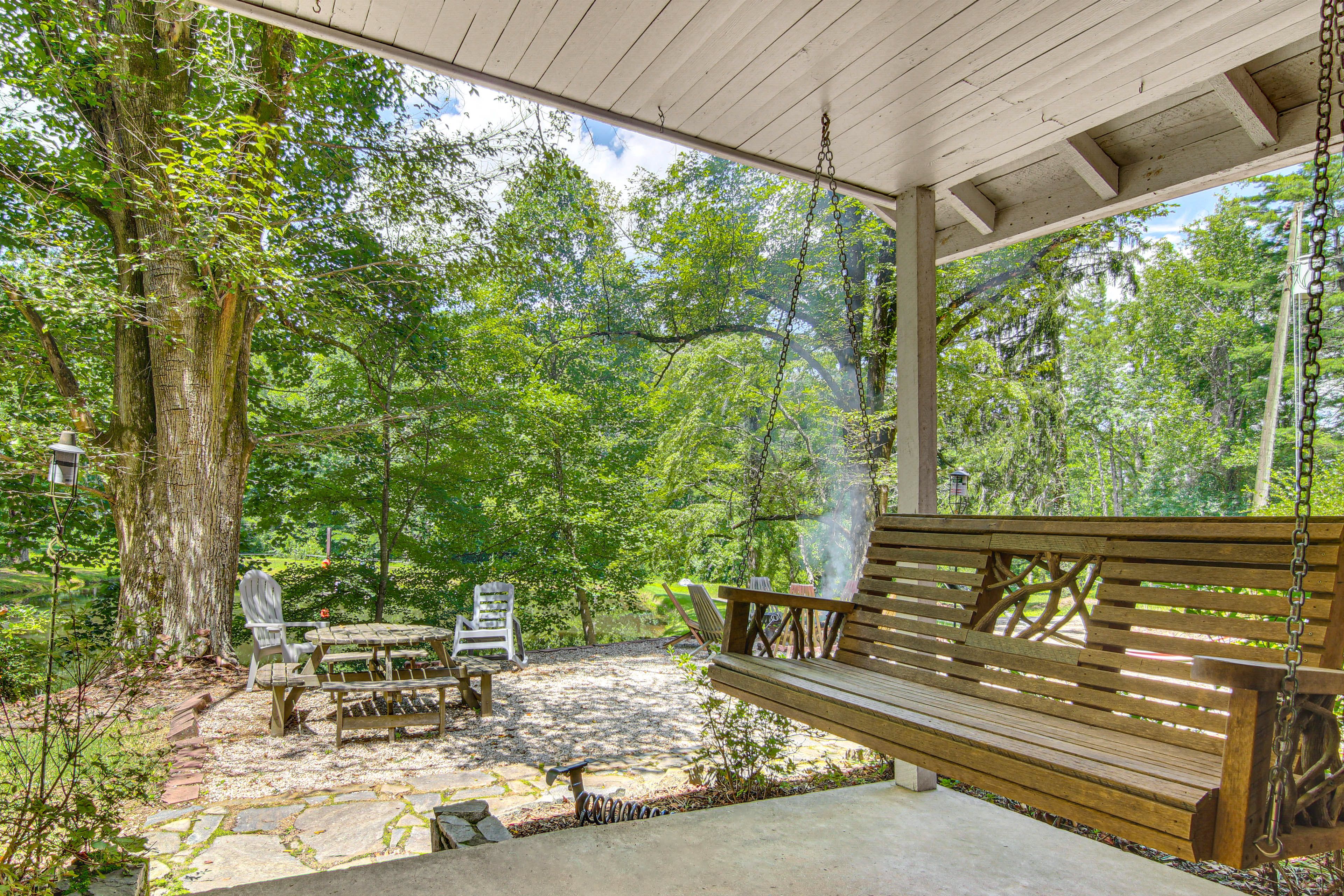 Covered Patio | Swing