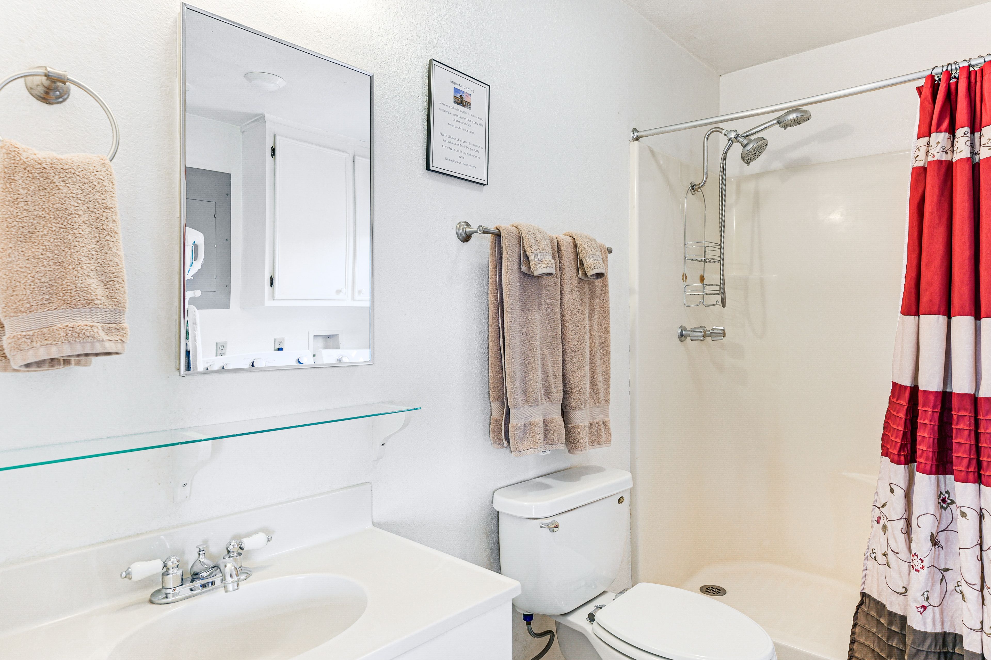 Full Bathroom | Washer & Dryer | Towels & Linens Provided