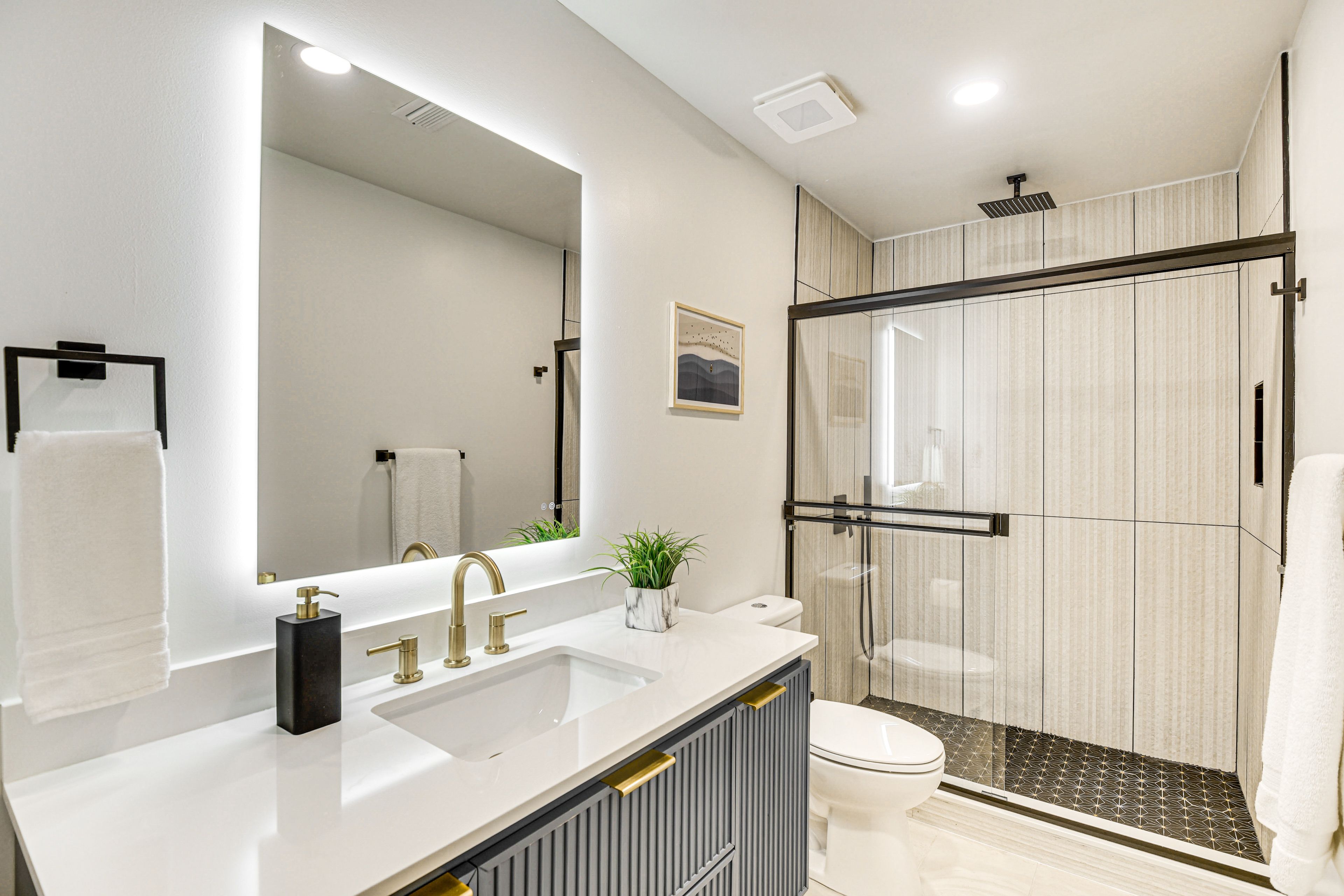 Full Bathroom