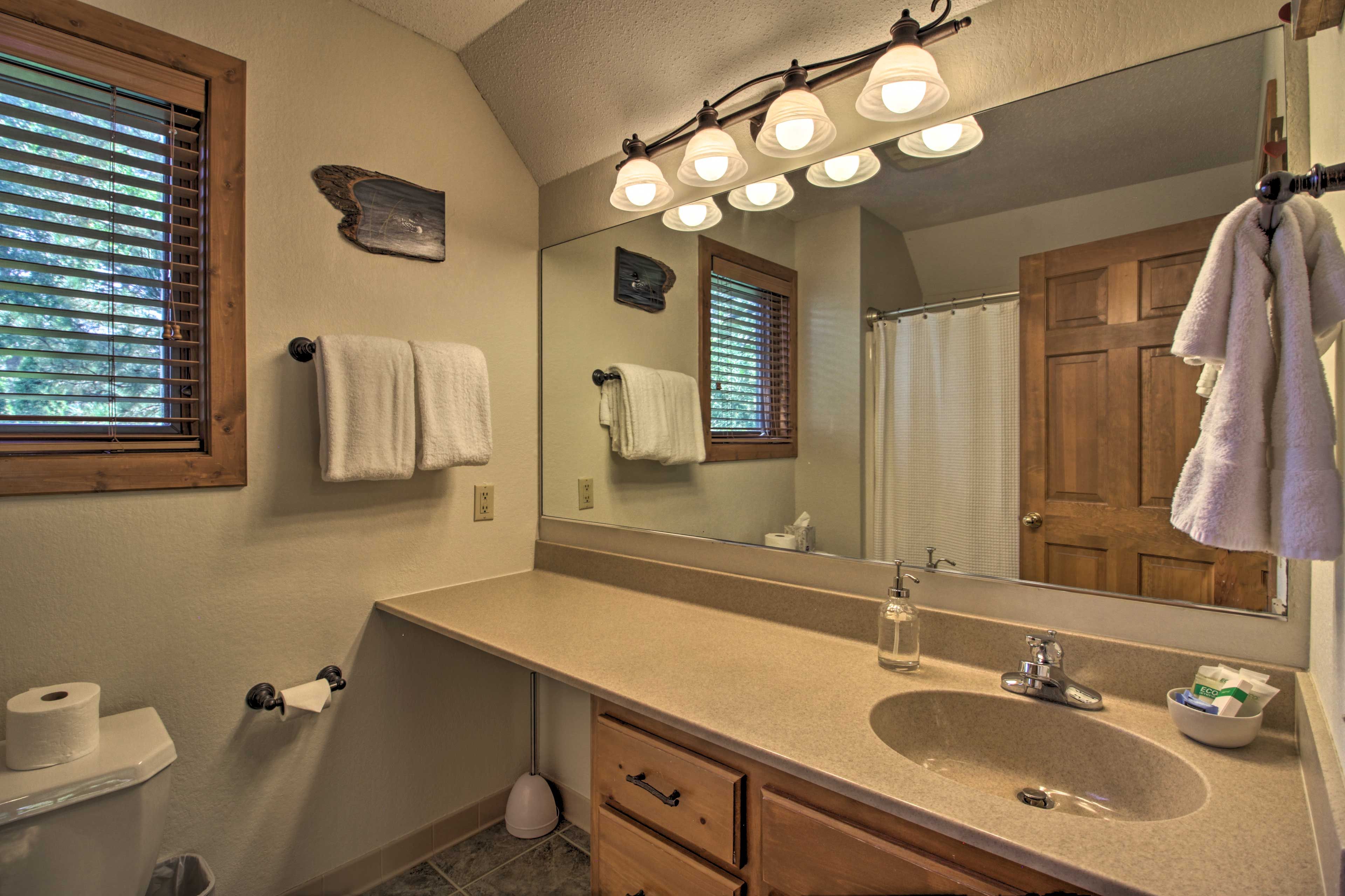 Full Bathroom