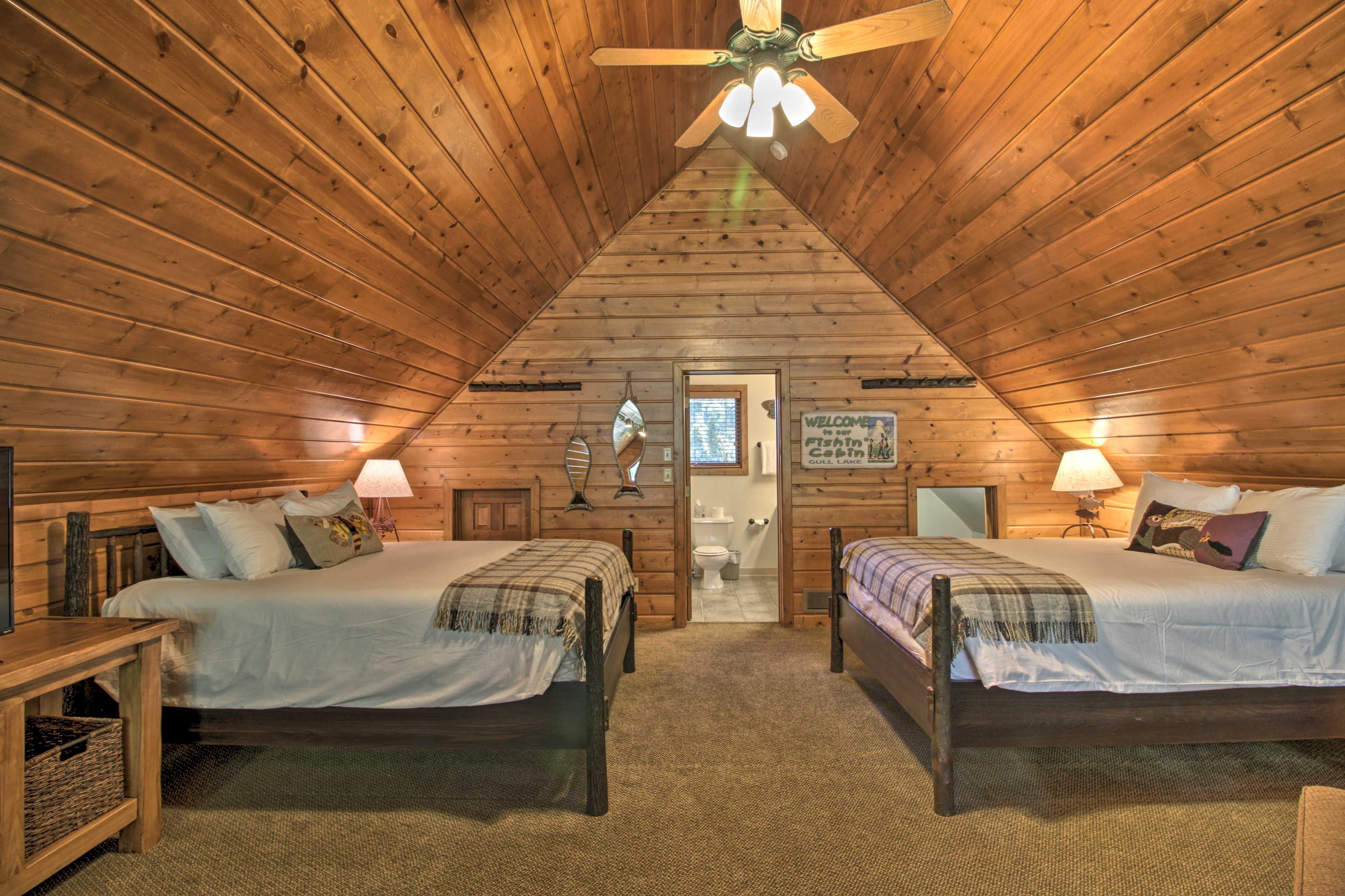 Bedroom 3 (Loft) | 2 Queen Beds