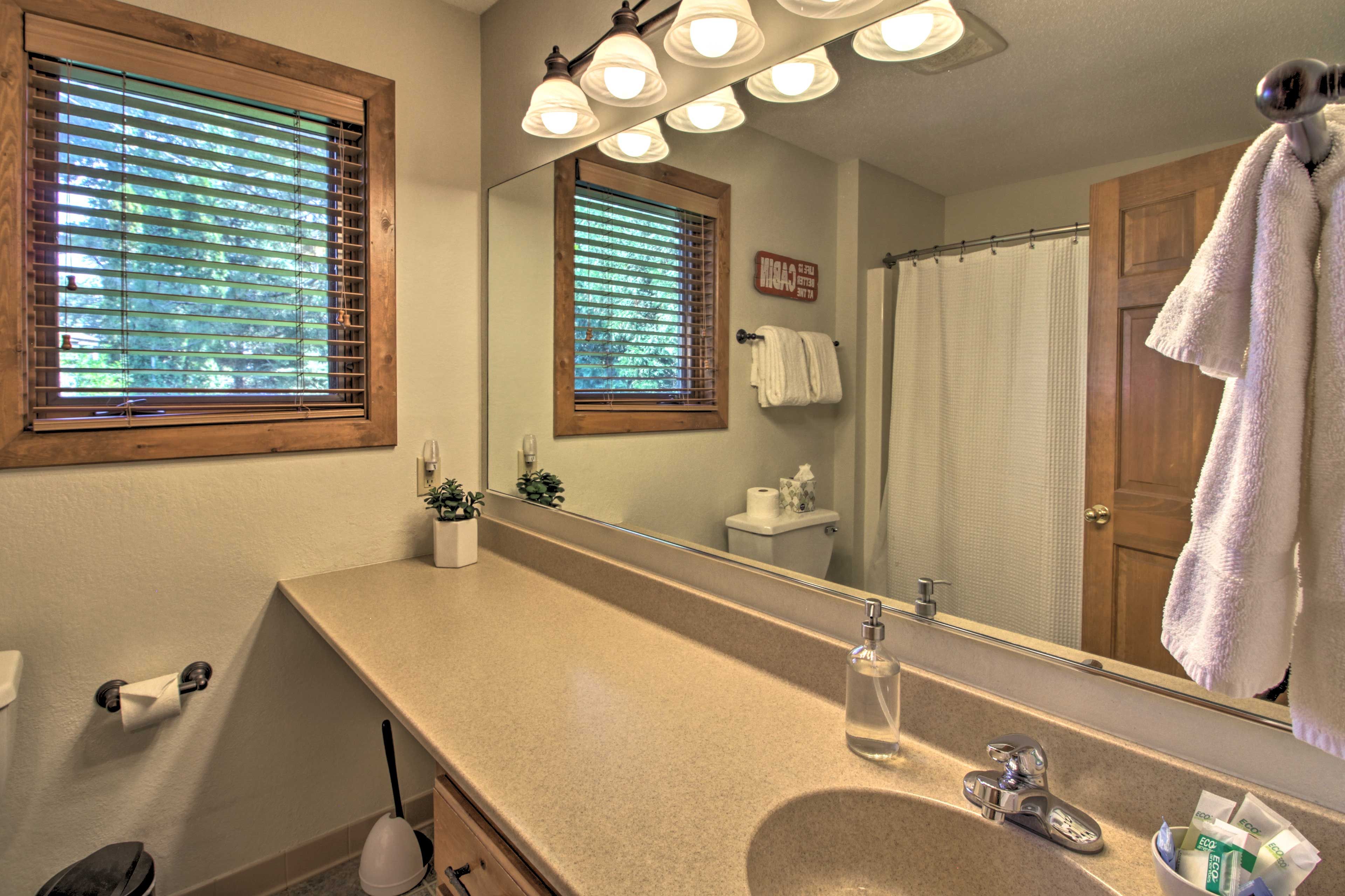 En-Suite Bathroom
