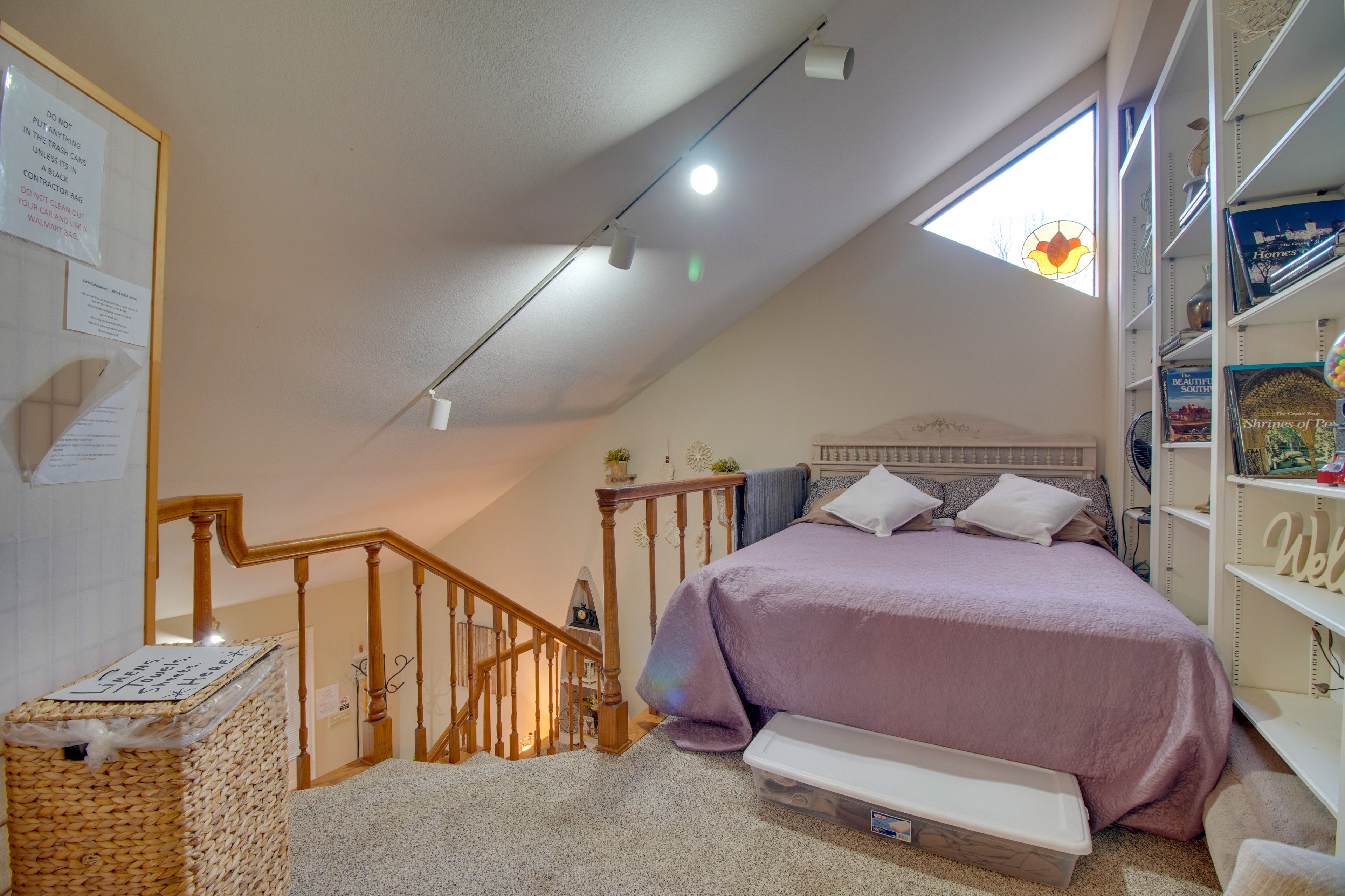 Loft | 2 Full Beds