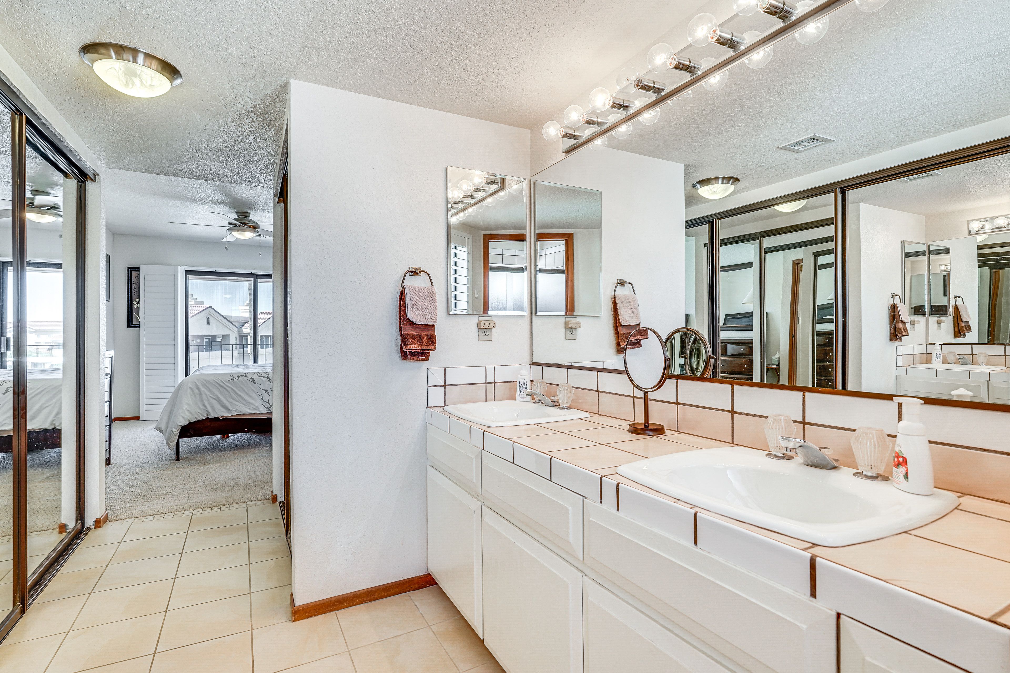 En-Suite Bathroom