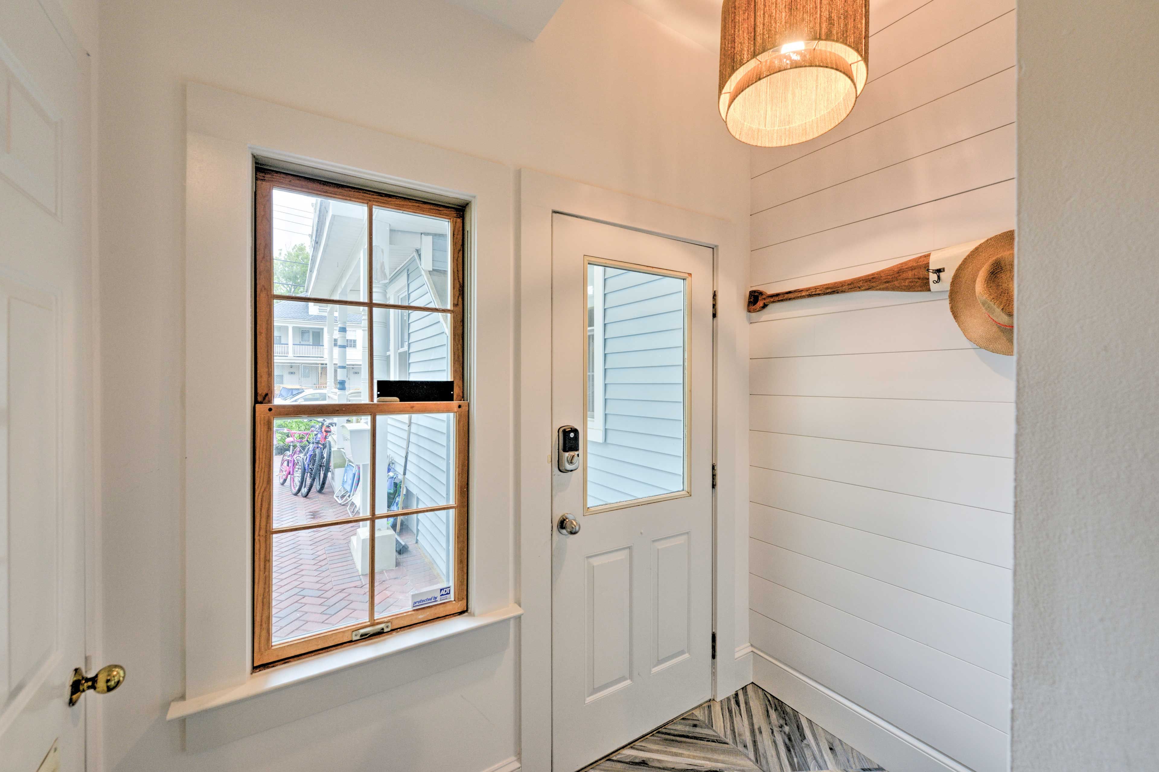 Entrance | Keyless Entry