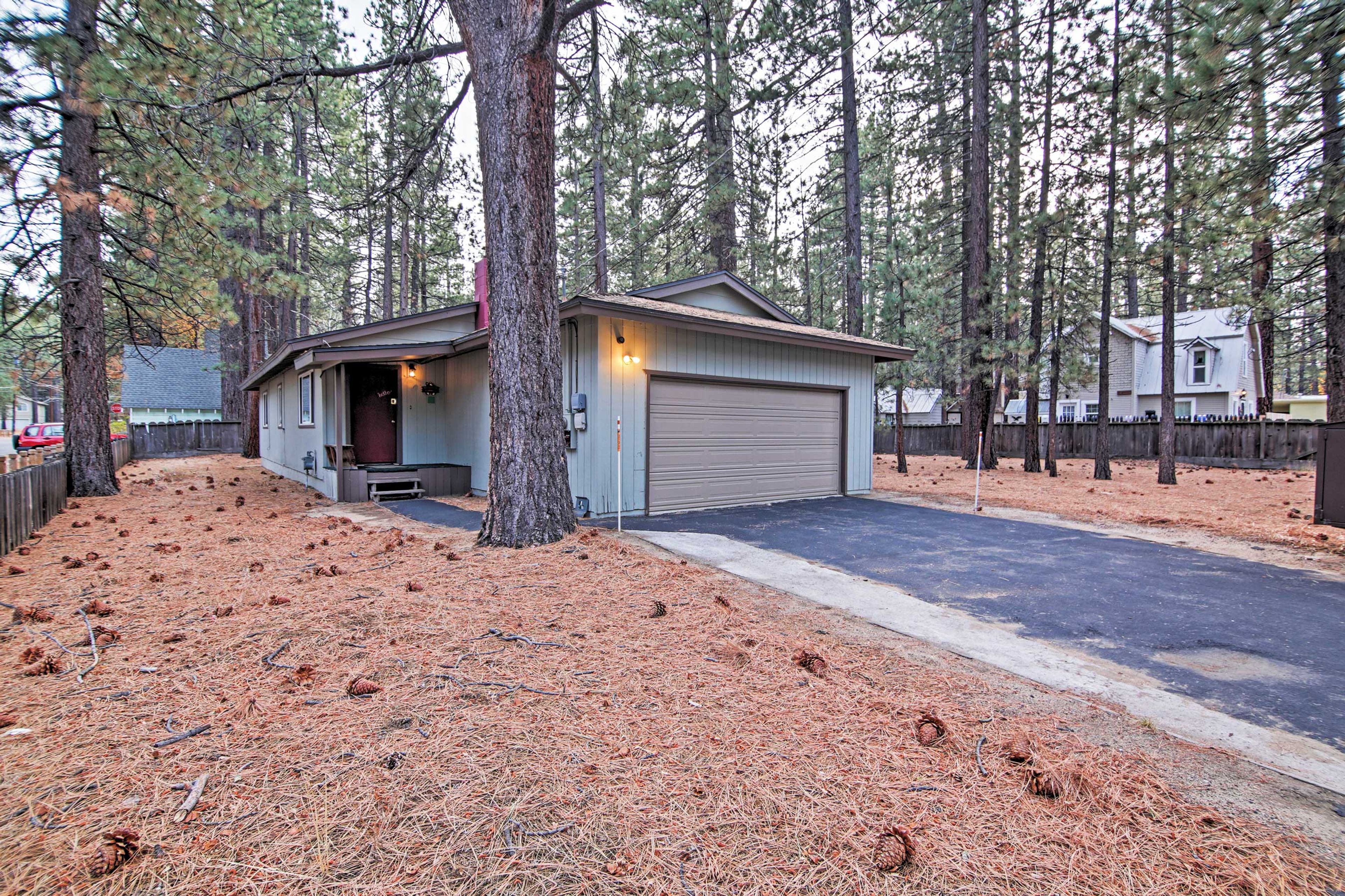 Experience California's natural splendor at this  South Lake Tahoe cabin!