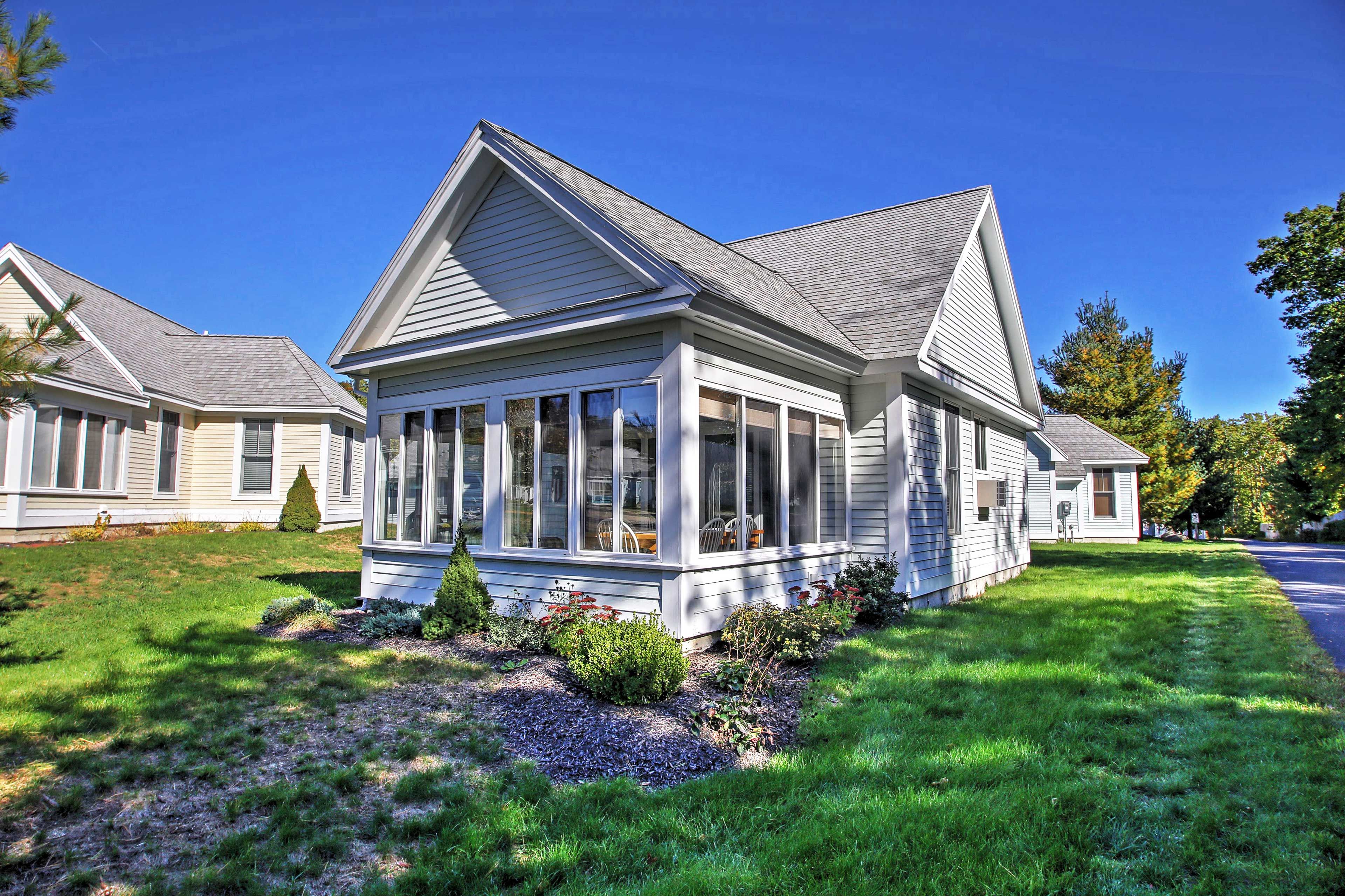 You're sure to have a memorable Maine getaway when you book this Wells cottage!