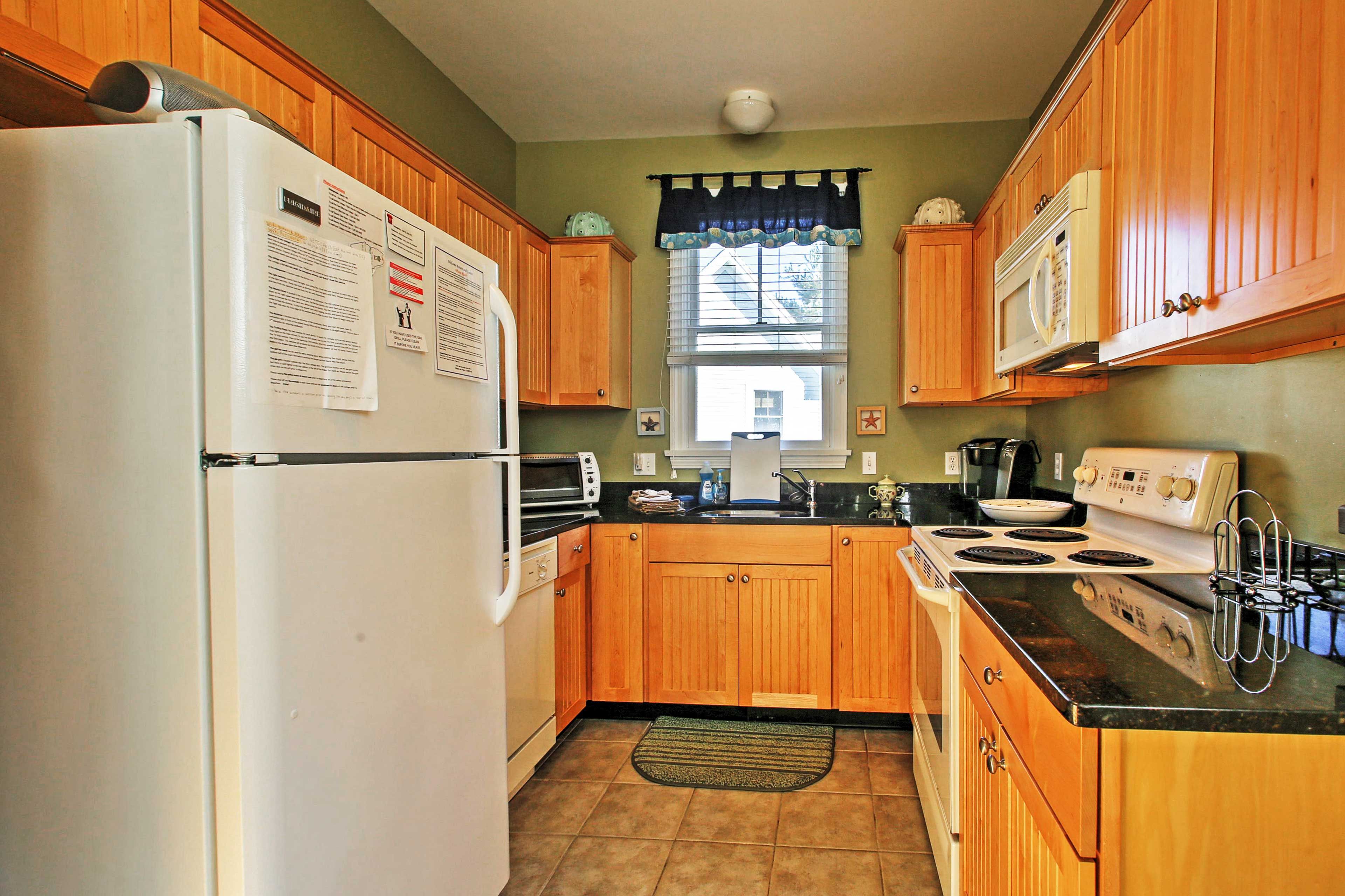 You'll have plenty of room to store your food in the fridge & cabinets.