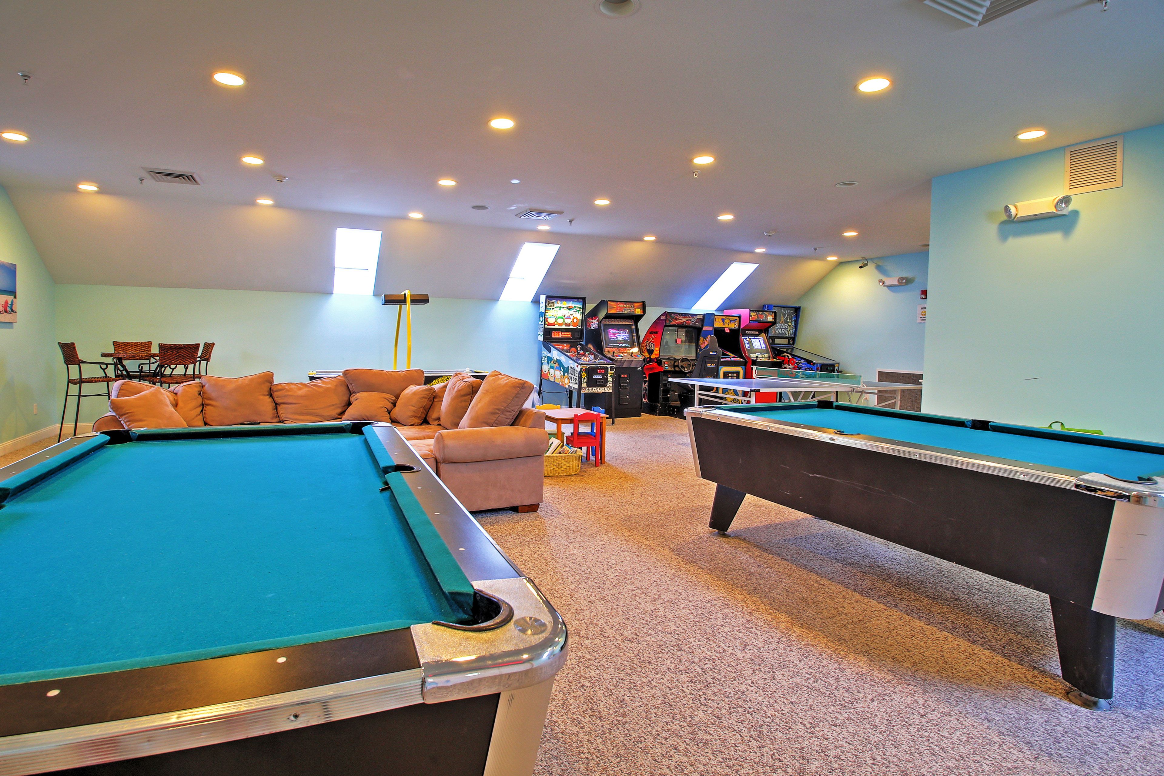 You'll have a blast in this game room with pool, air hockey, & video games.