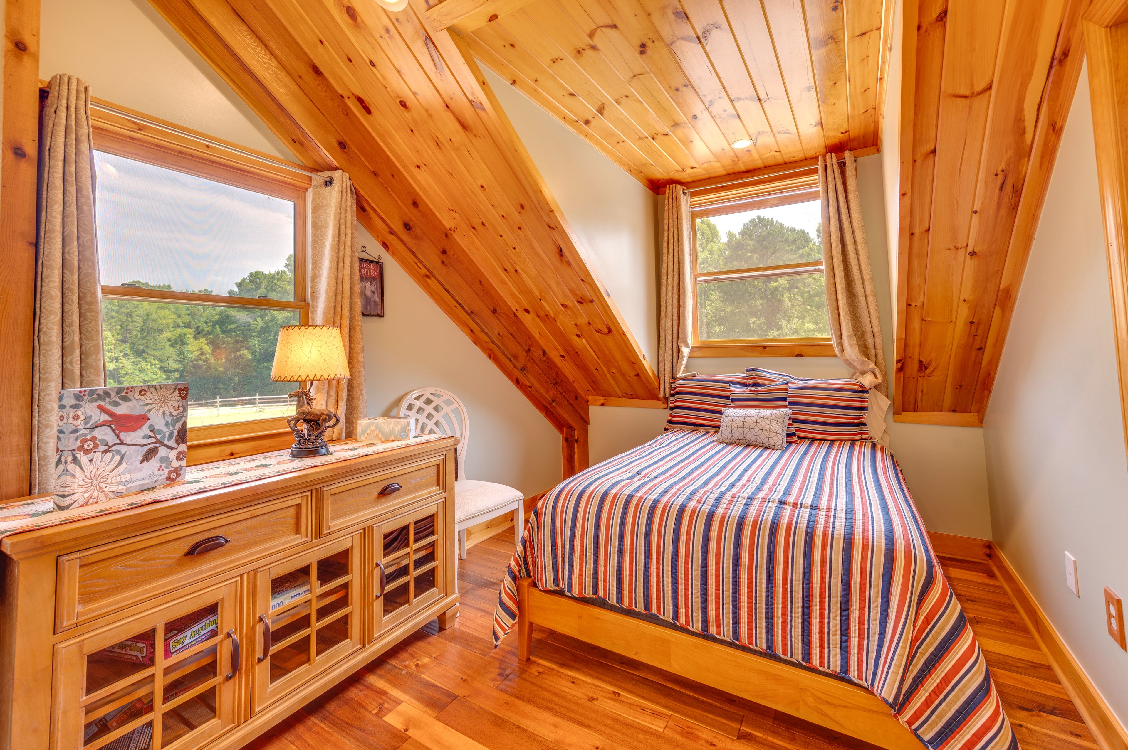 Bedroom 2 | Full Bed