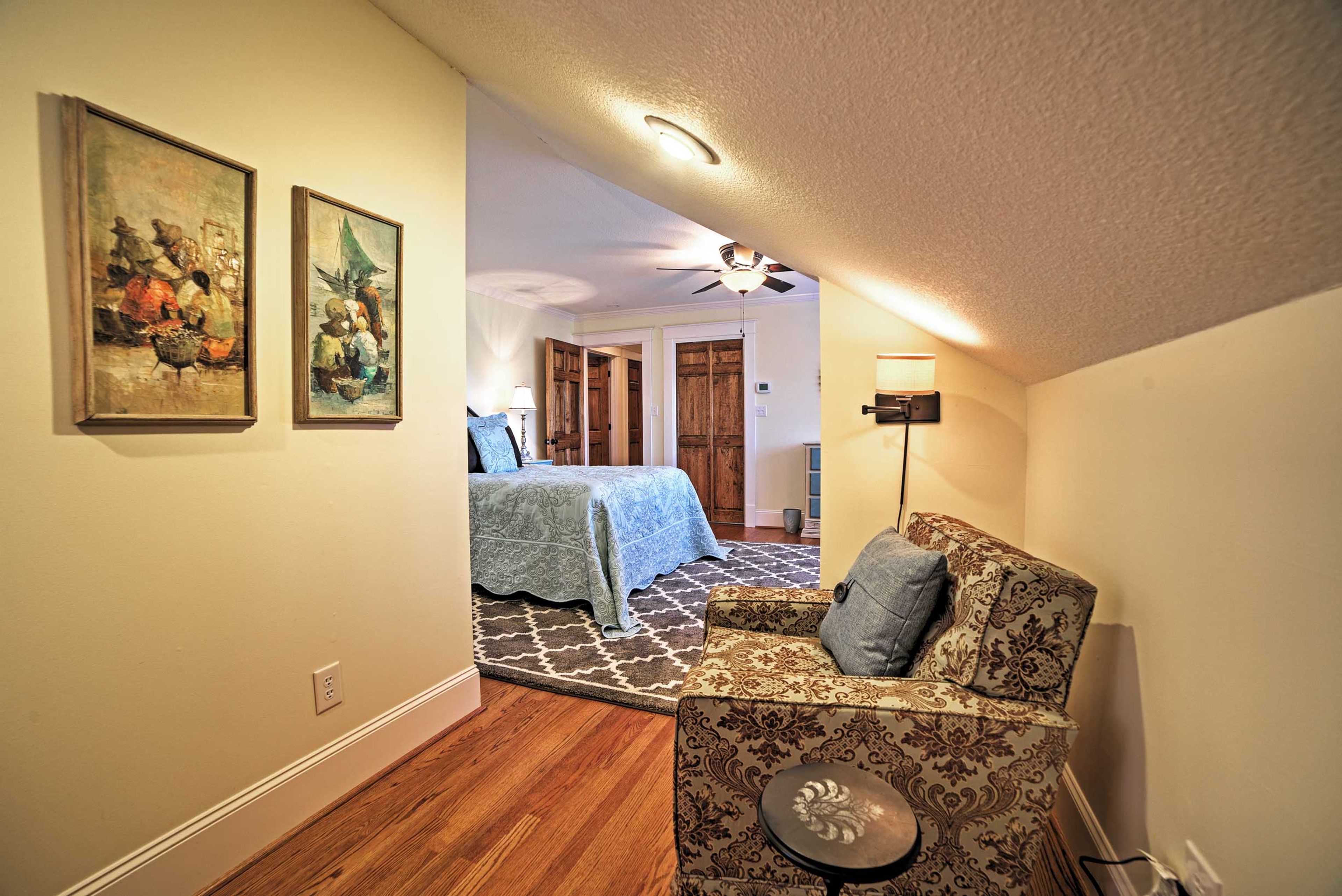 Bedroom 4 | Queen Bed