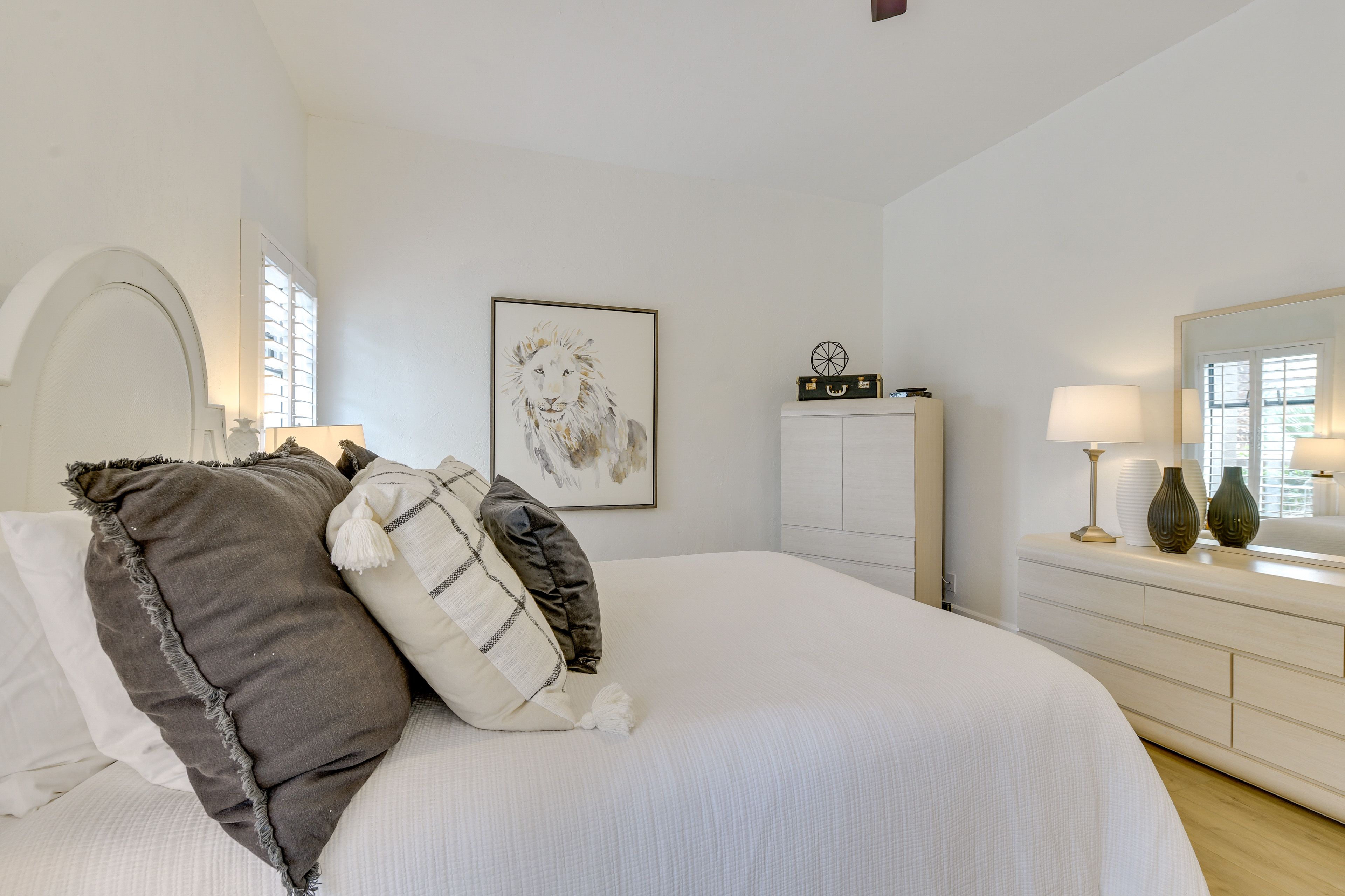 Bedroom 2 | Queen Bed | En-Suite Bathroom