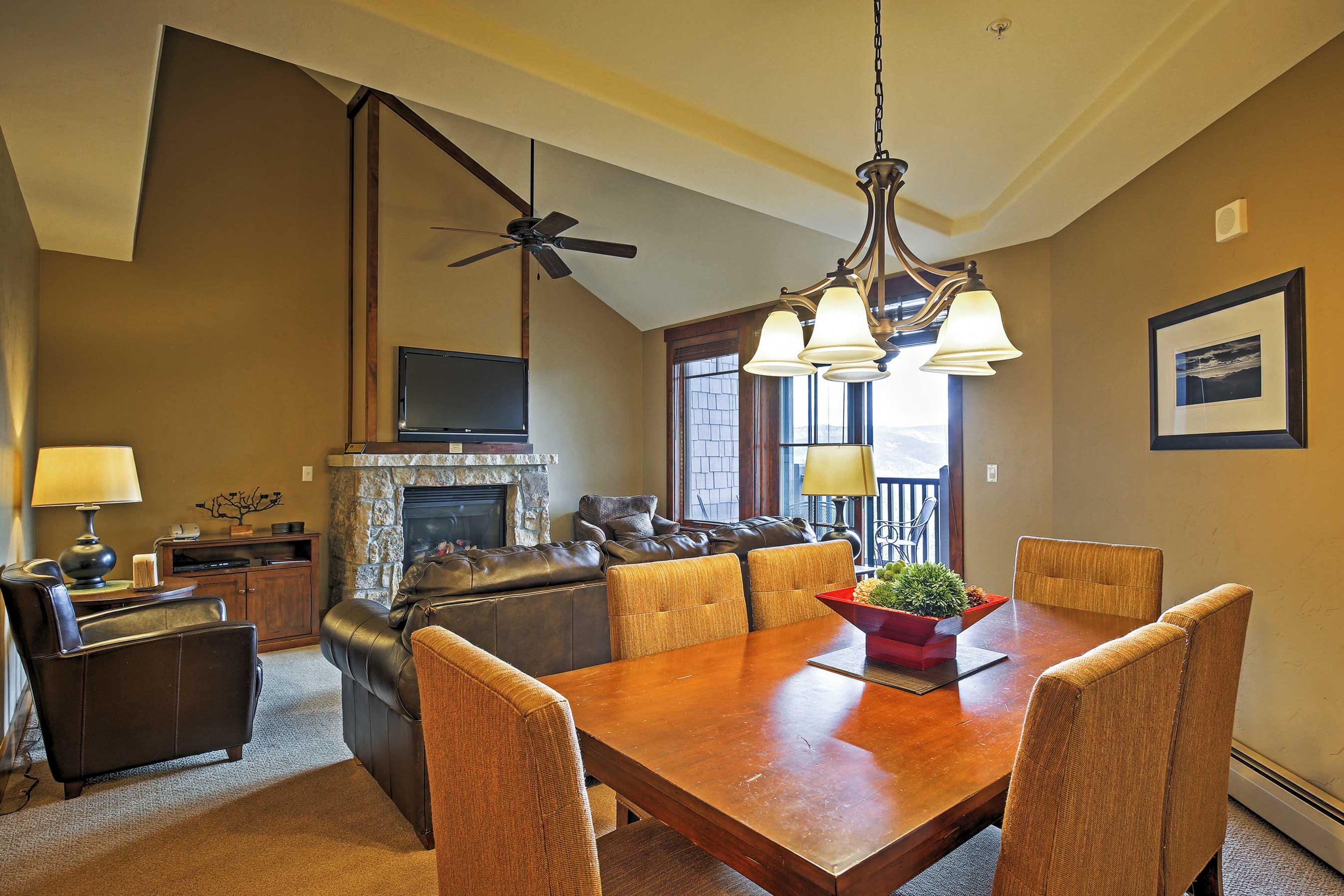 Dining Space | Dishware & Flatware Provided