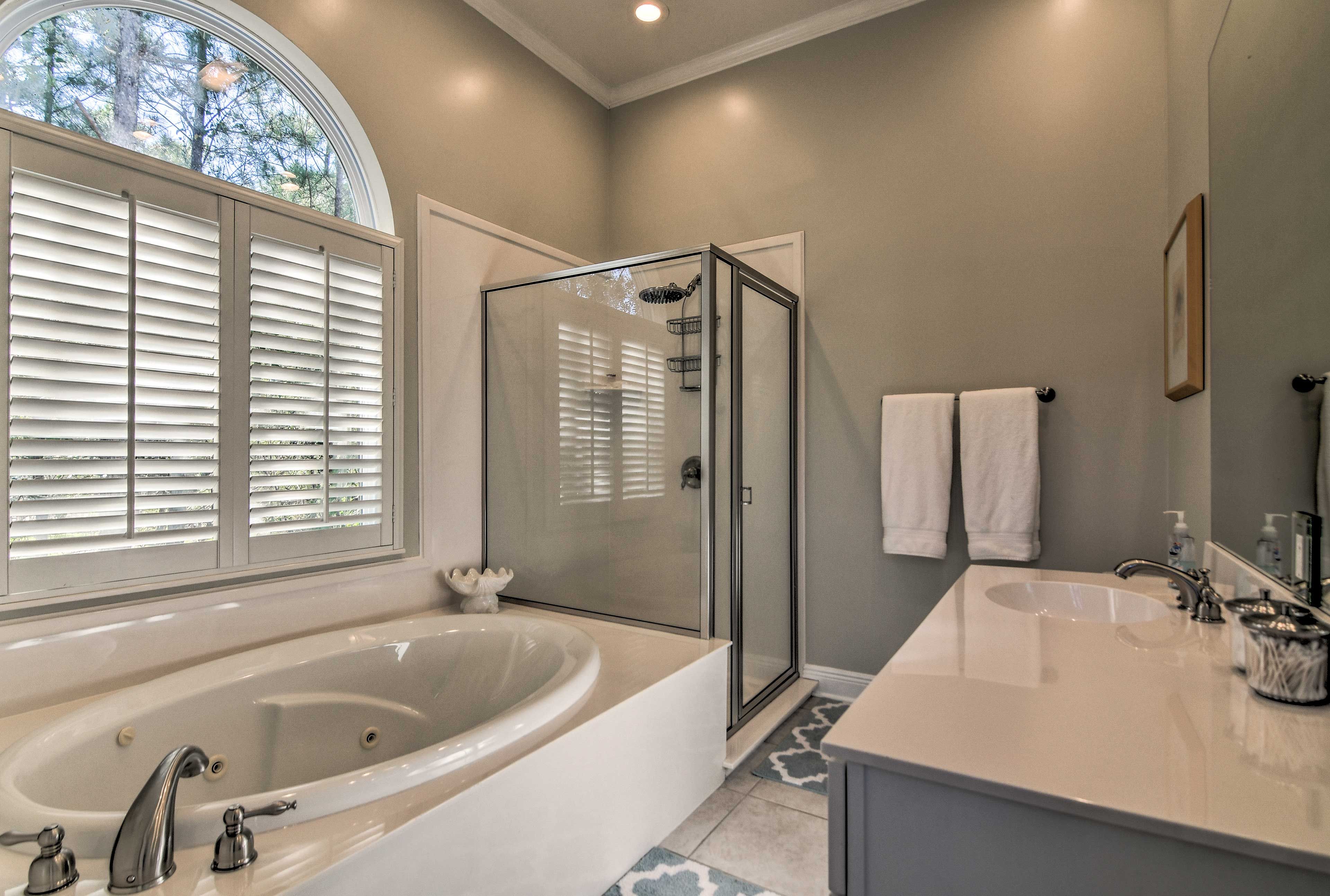 Soak in the jetted tub!