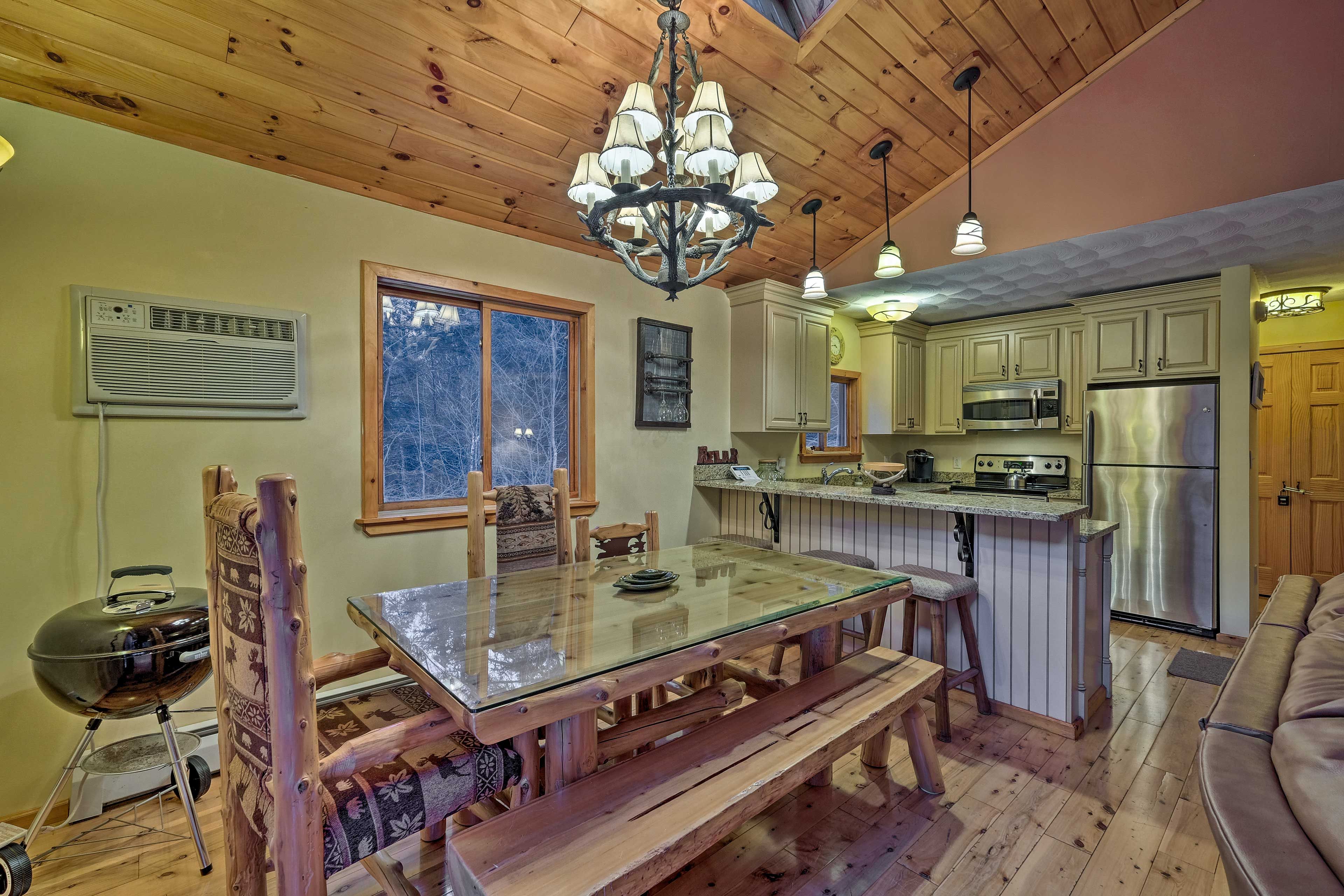 Dining Space | Dishware & Flatware