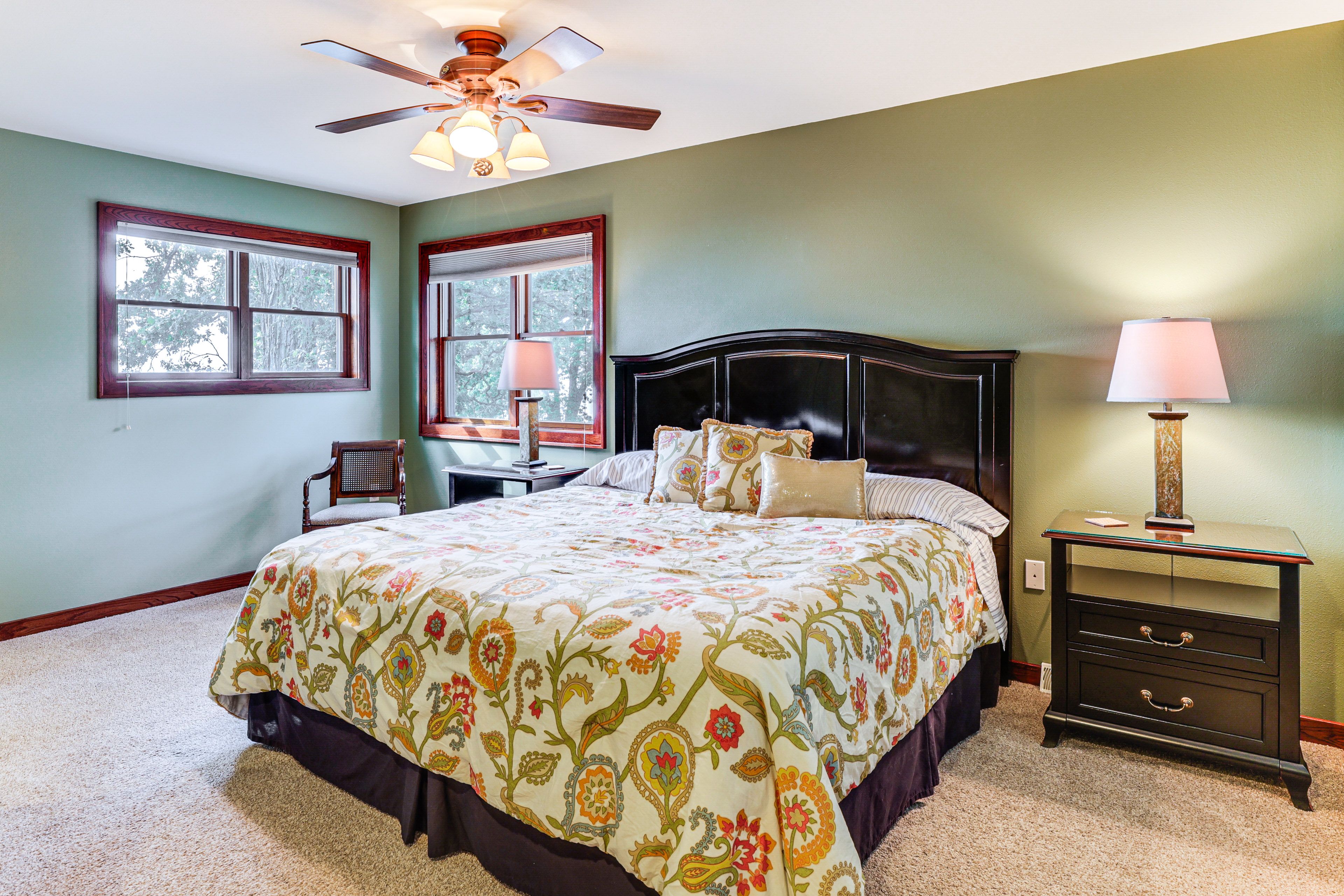 Bedroom 1 | King Bed | En-Suite Bathroom