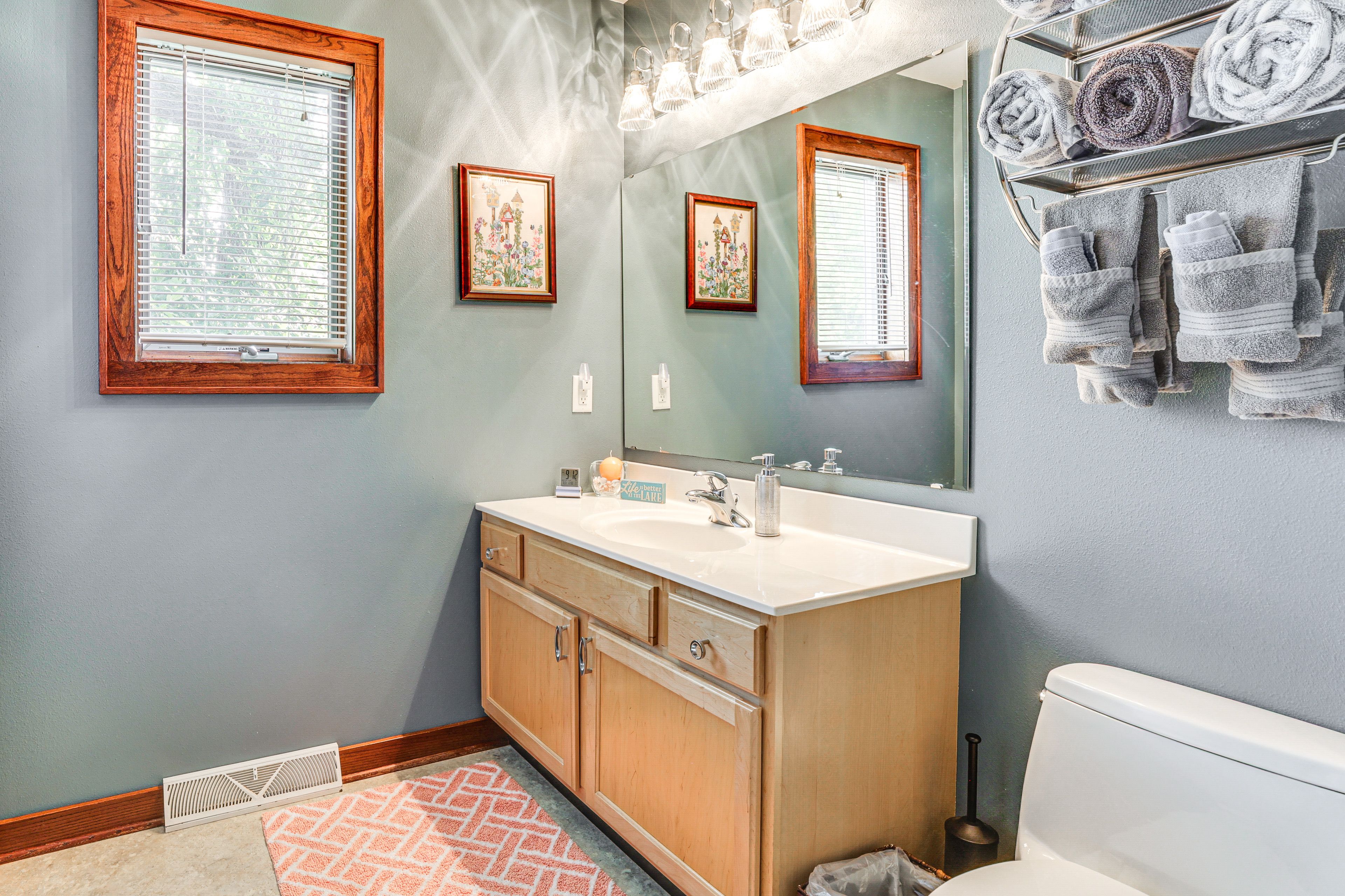 Full Bathroom