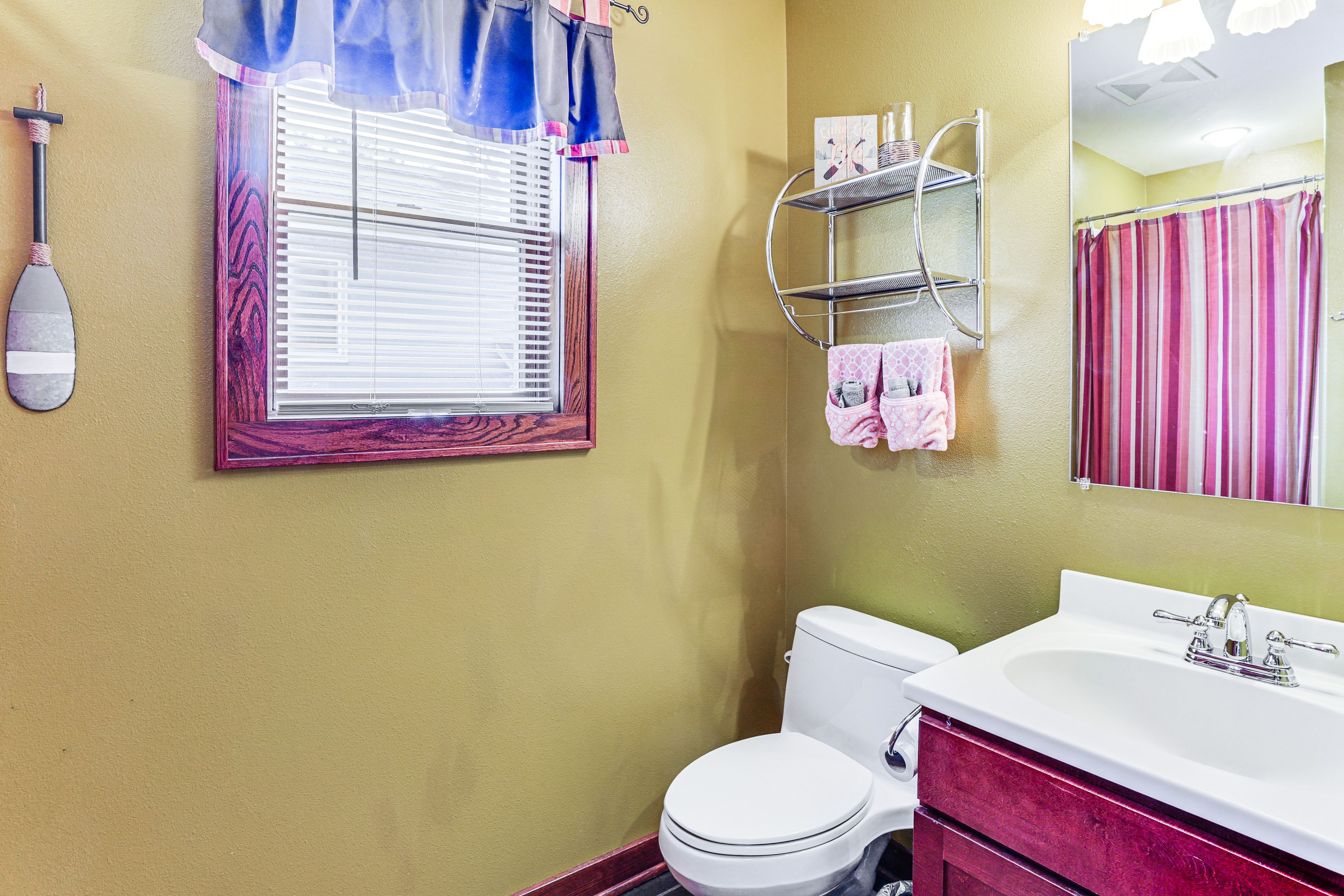 Full Bathroom