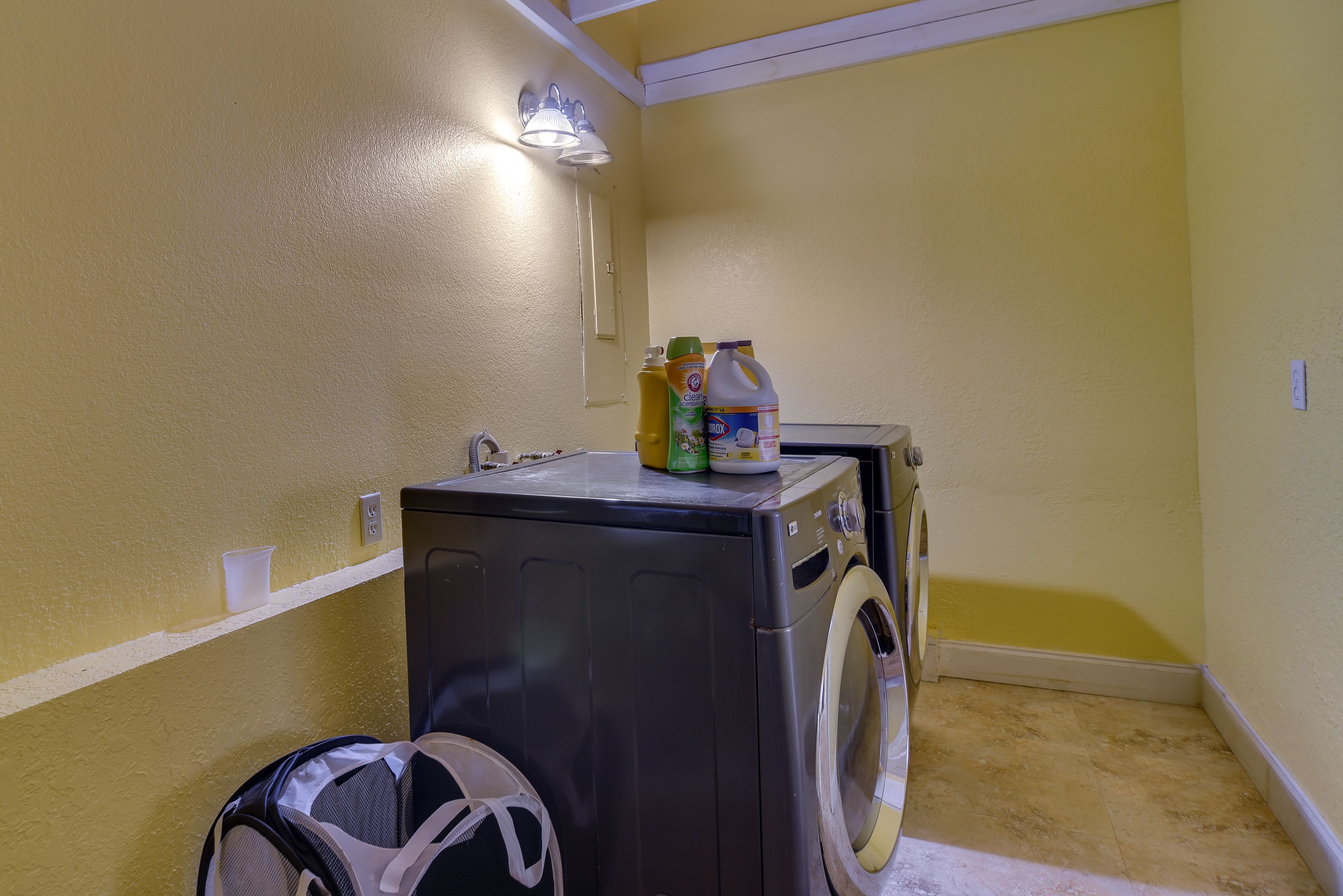 Washer & Dryer