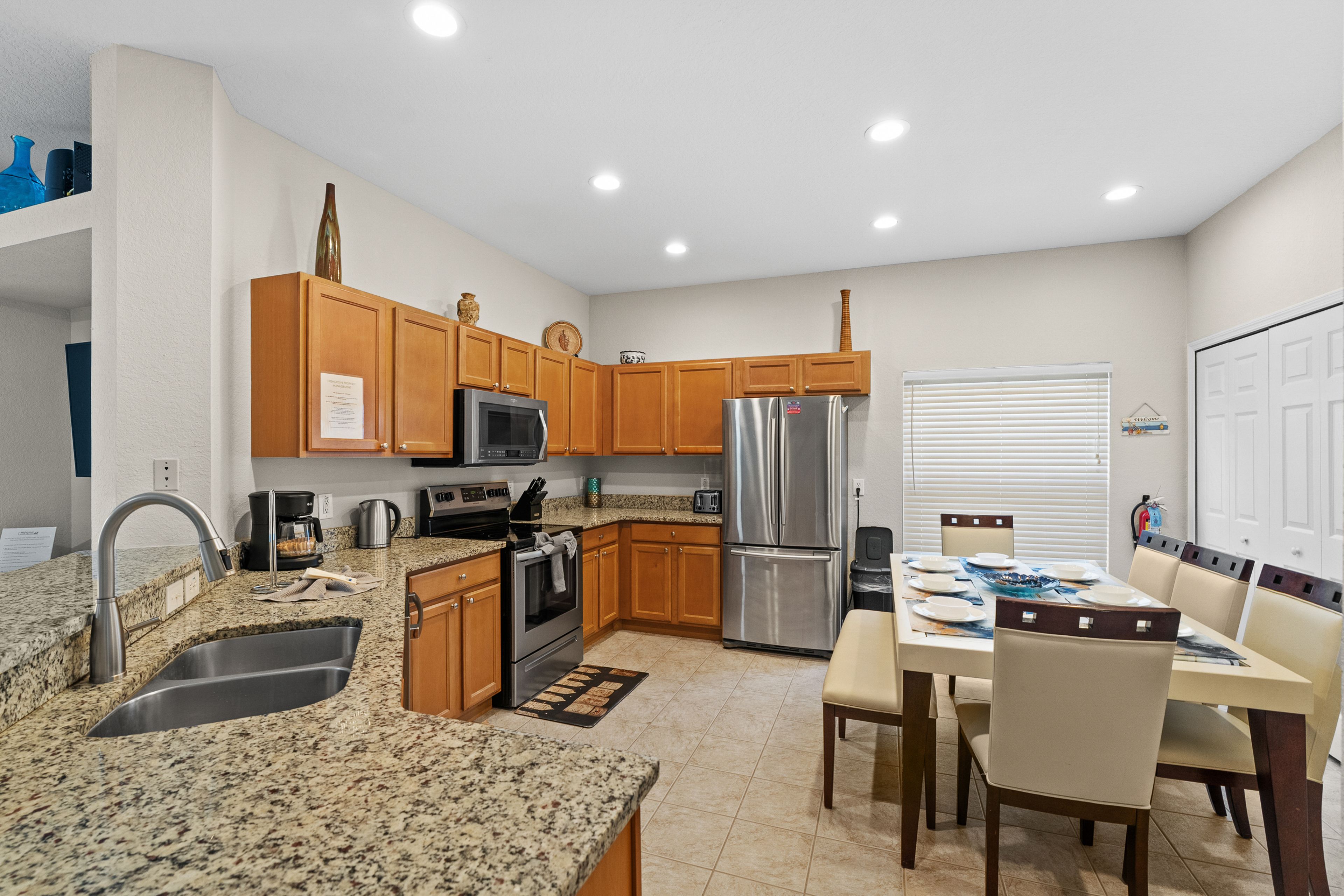 Kitchen | Cooking Basics | Breakfast Bar