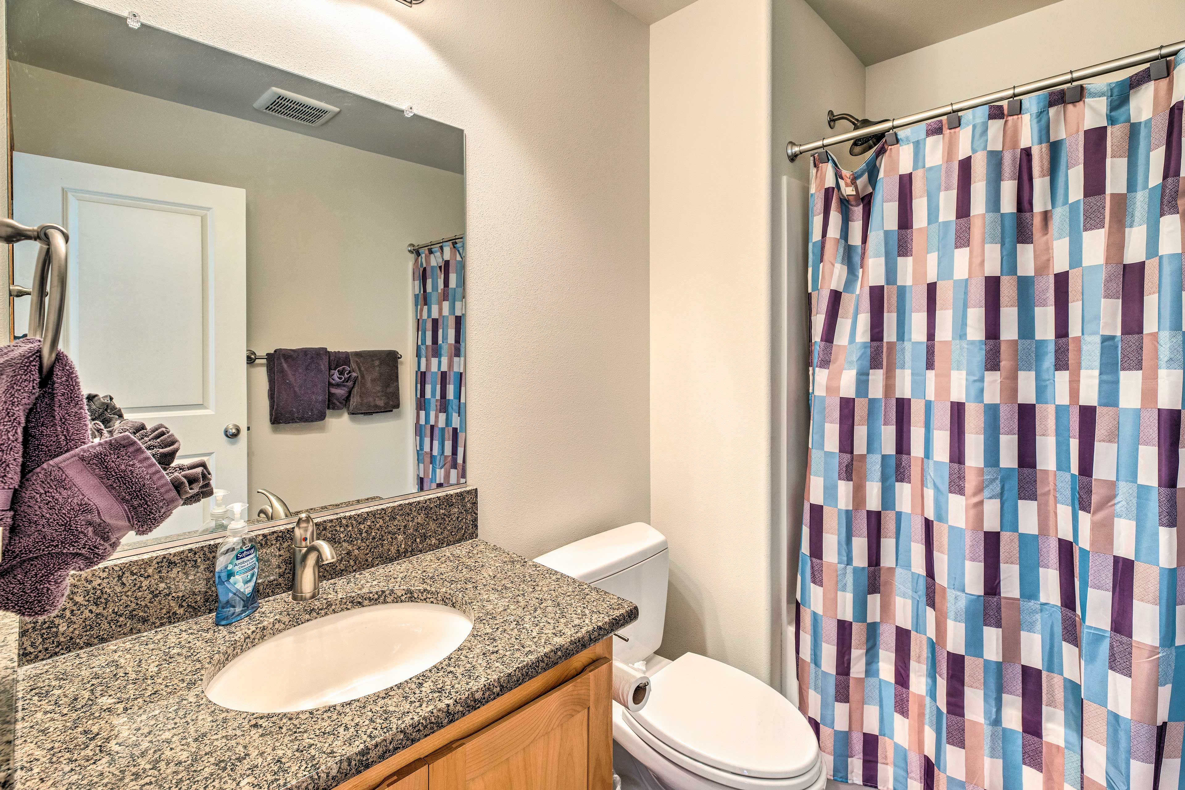 Bathroom | Towels Provided