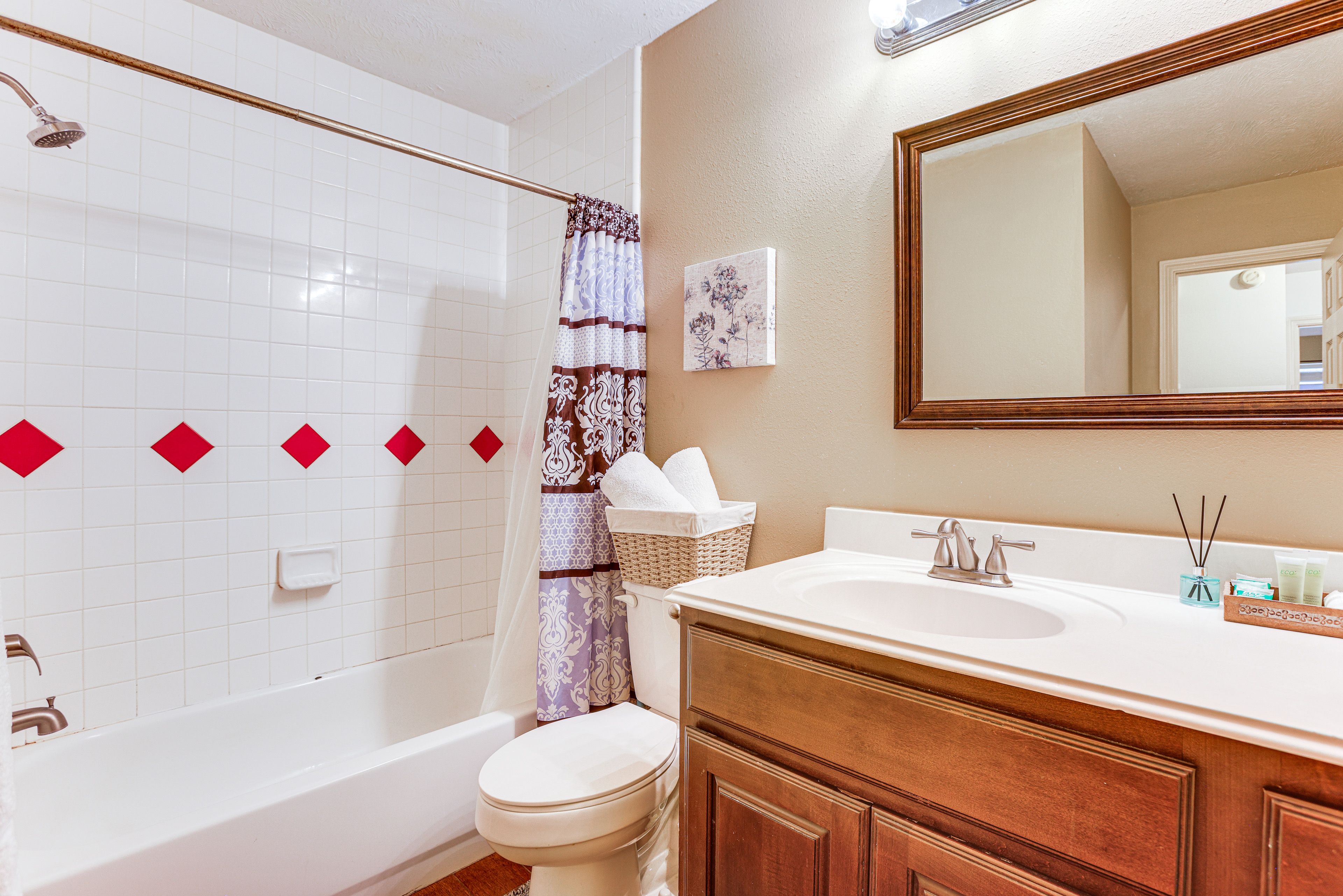 Bathroom | Towels Provided